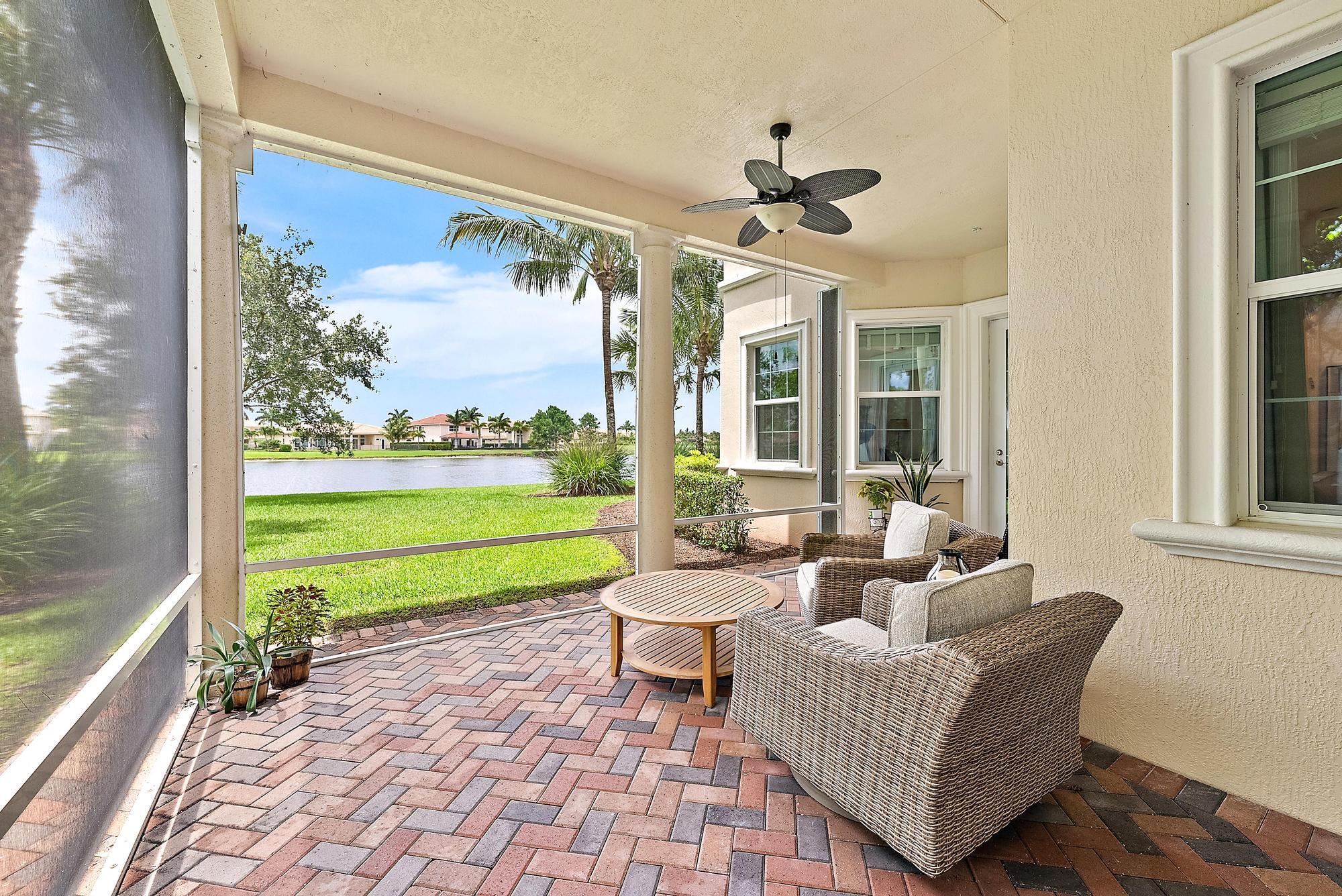 JUPITER COUNTRY CLUB CONDO II - Residential