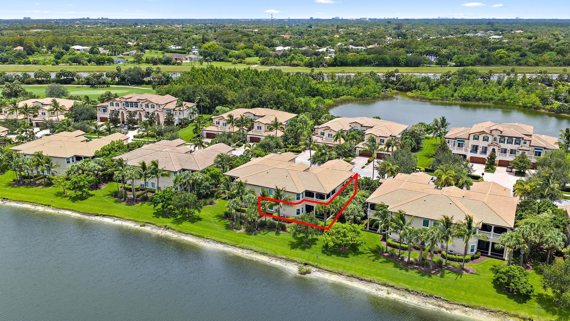 JUPITER COUNTRY CLUB CONDO II - Residential