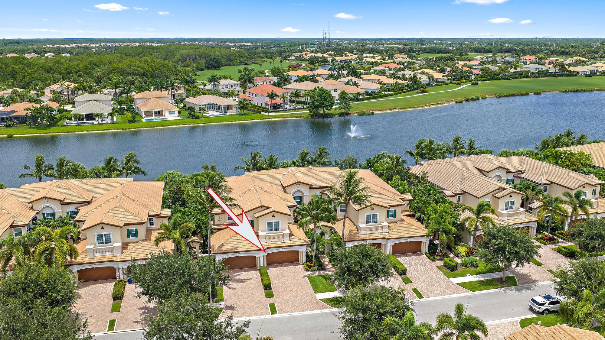 JUPITER COUNTRY CLUB CONDO II - Residential