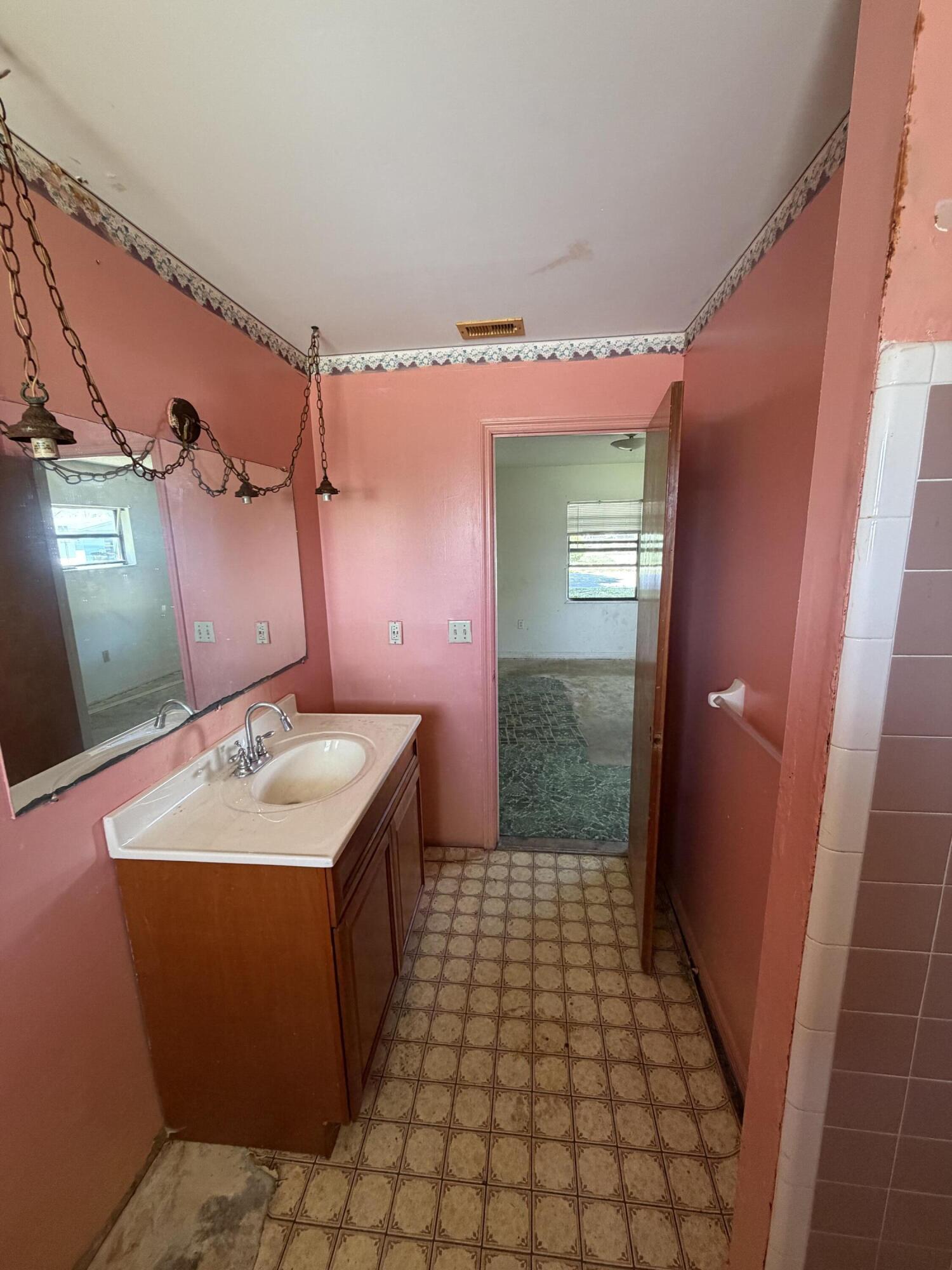 SOUTHERN PINES - Residential