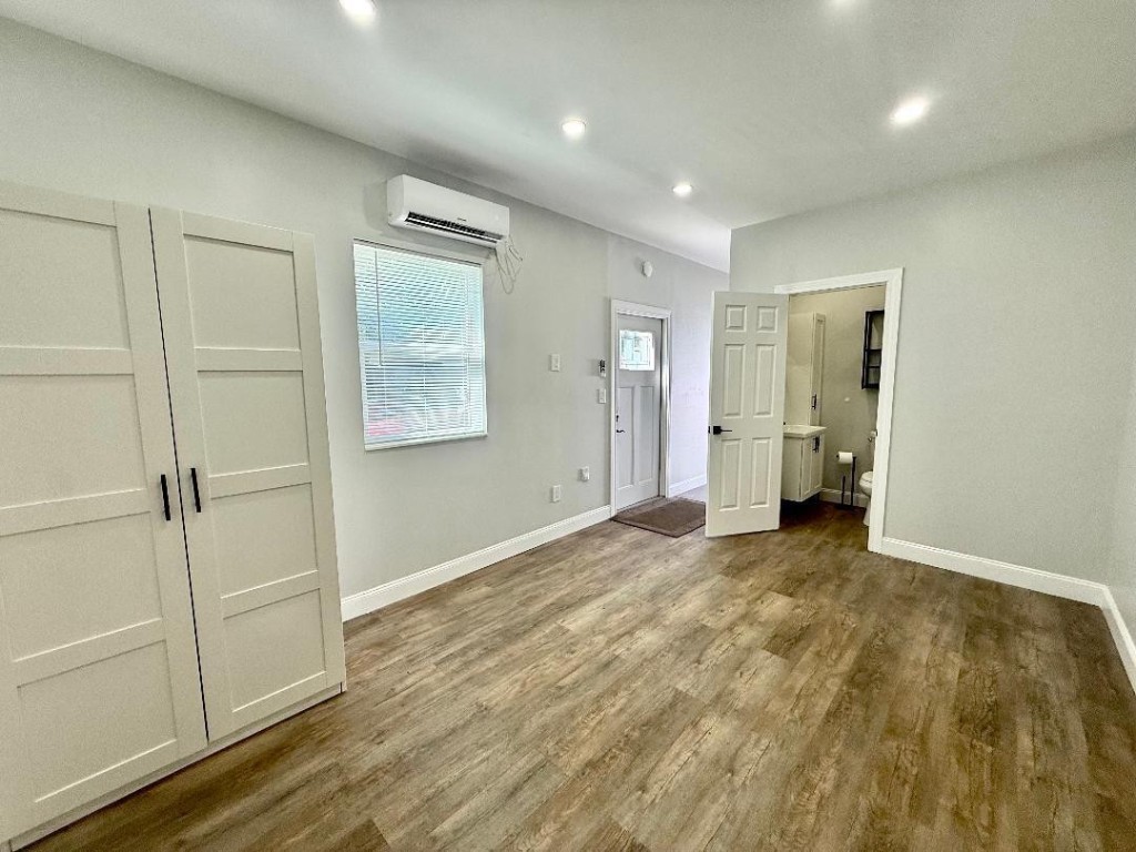 Biscayne Gardens Sec F Pt - Residential Lease