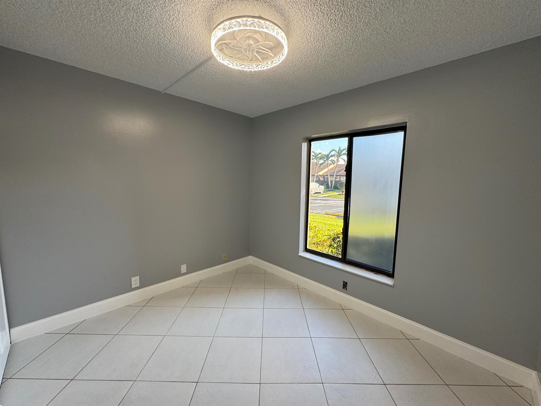 PINE RIDGE NORTH VILLAGE - Residential