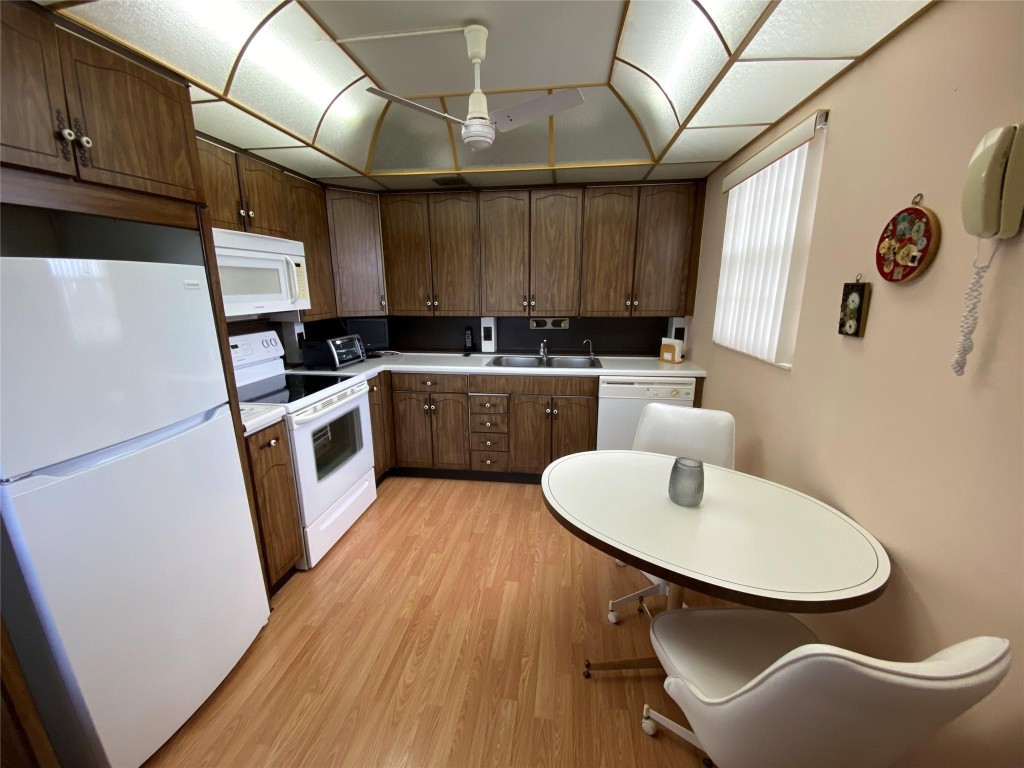 4101 Oakridge V 4101