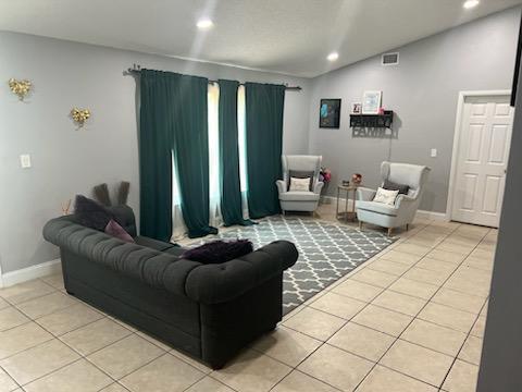 8413 Linden Way