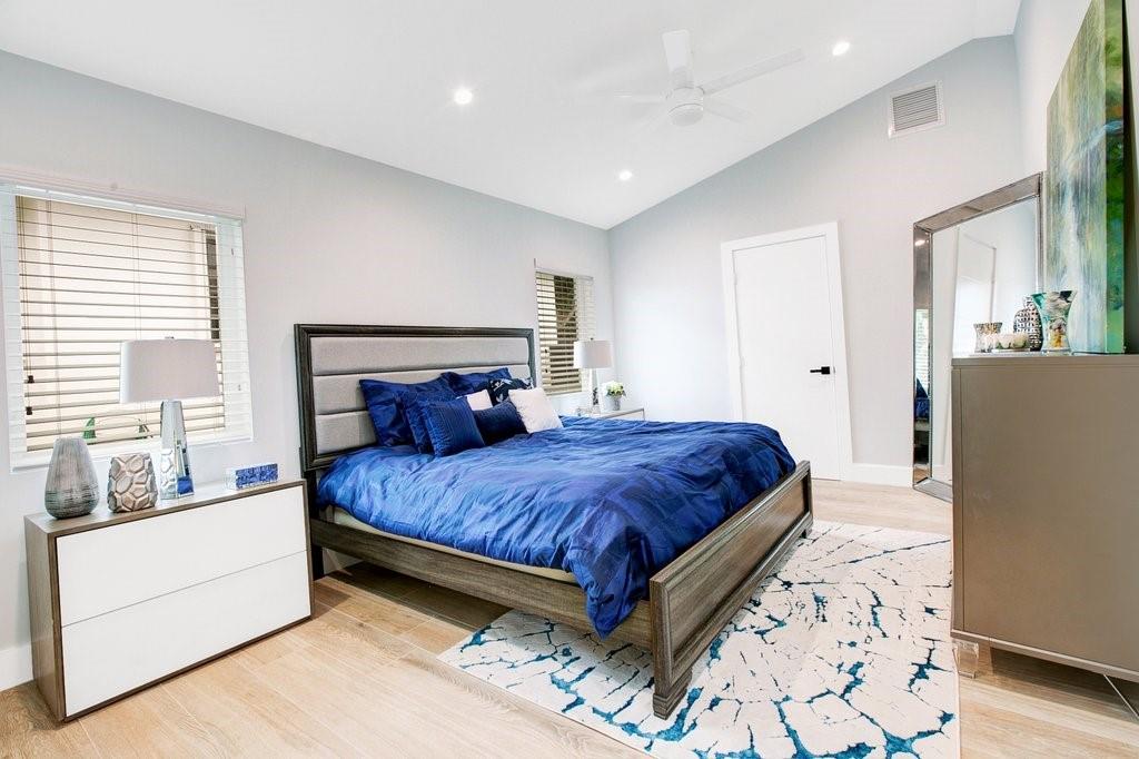 NORTH ANDREWS GARDENS - Residential