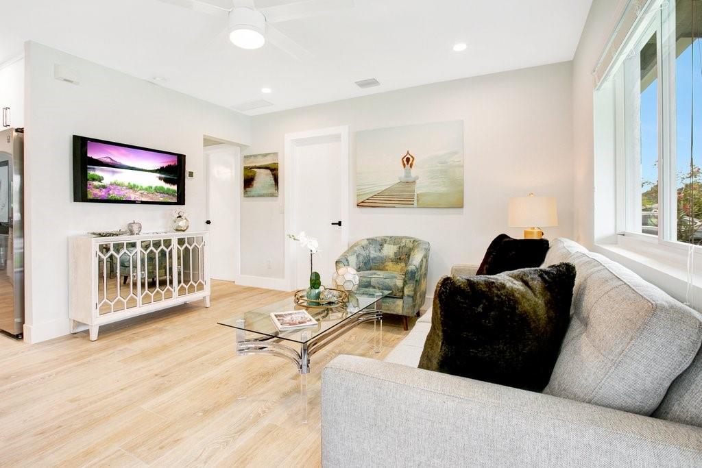 NORTH ANDREWS GARDENS - Residential