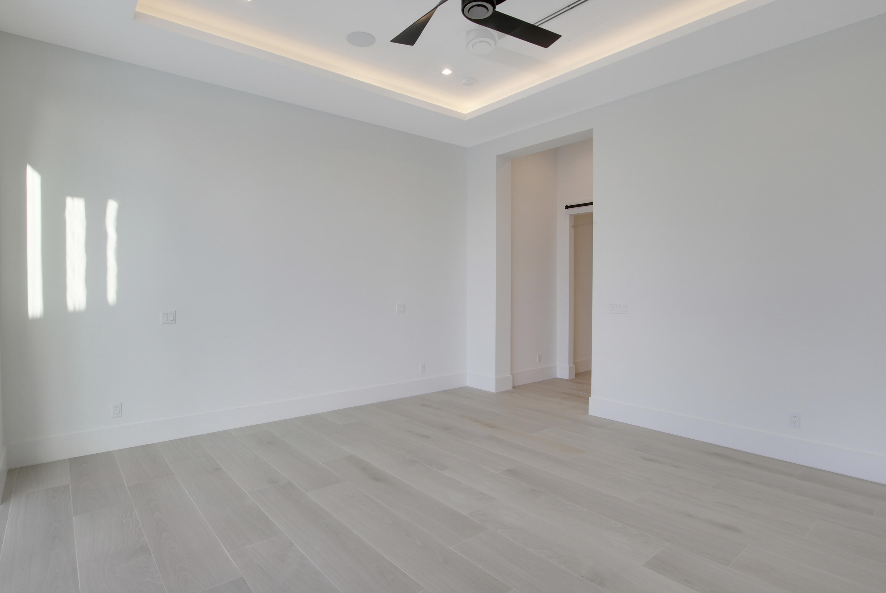 HARBOUR POINT MARINA - Residential