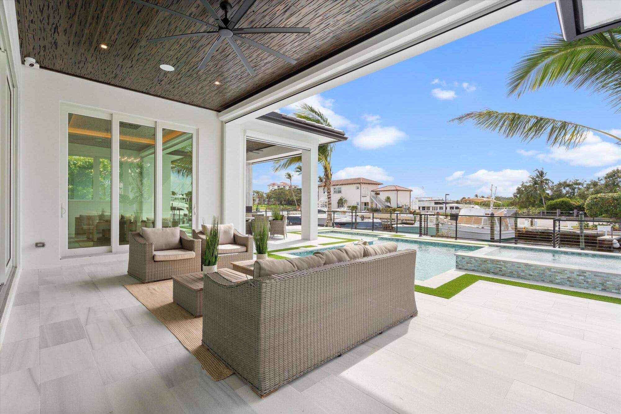 HARBOUR POINT MARINA - Residential