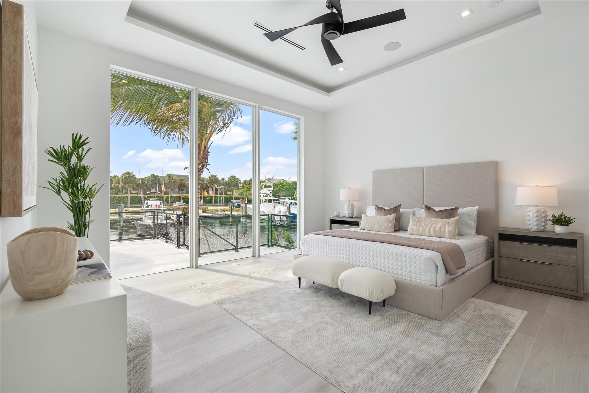 HARBOUR POINT MARINA - Residential