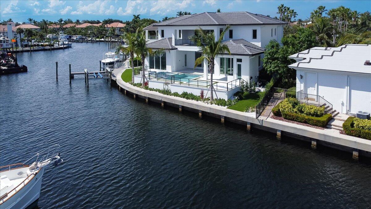 HARBOUR POINT MARINA - Residential