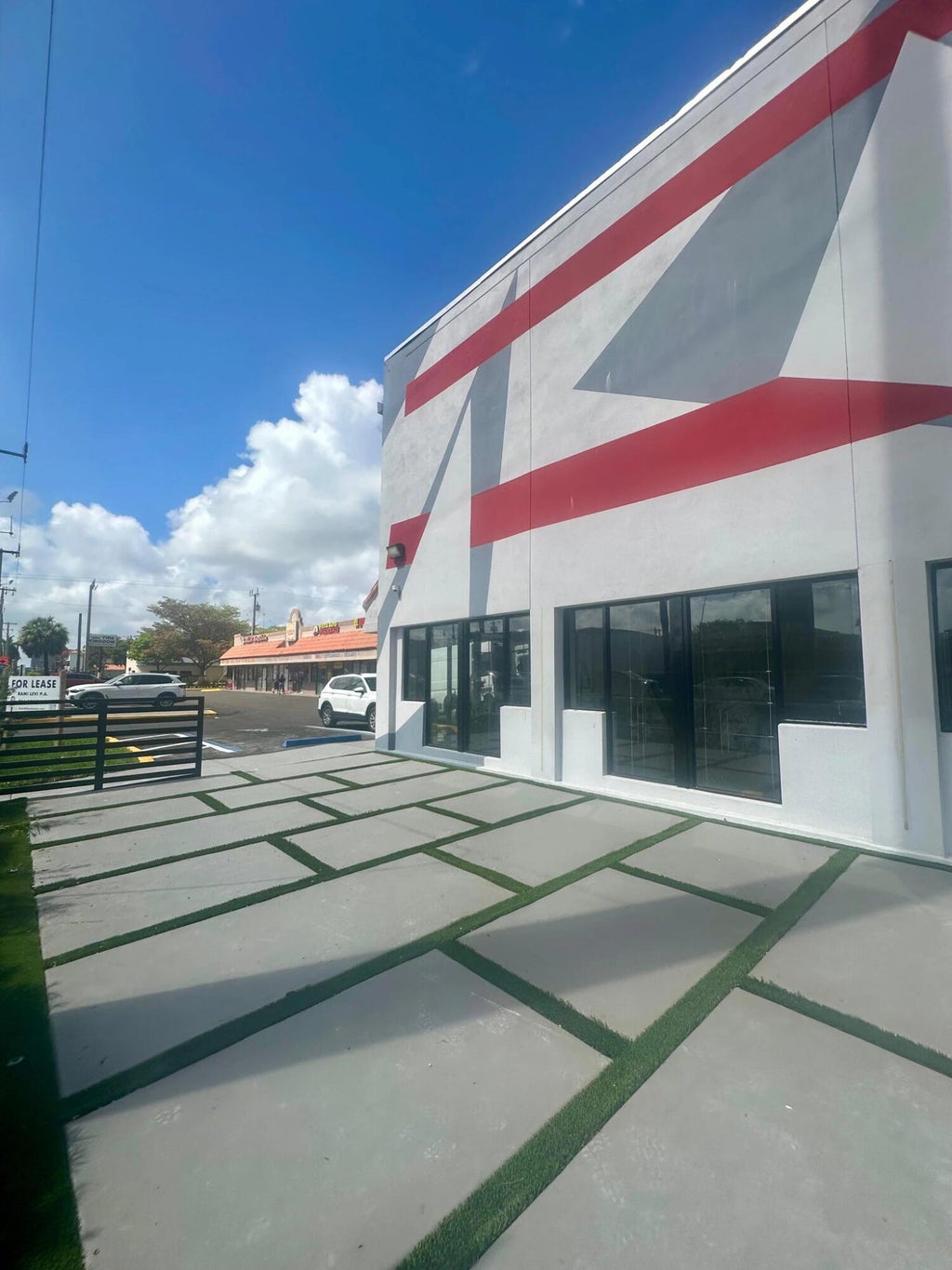 Photo of 9 N Dixie Highway, Hallandale Beach, FL 33009 (MLS # B26035112)