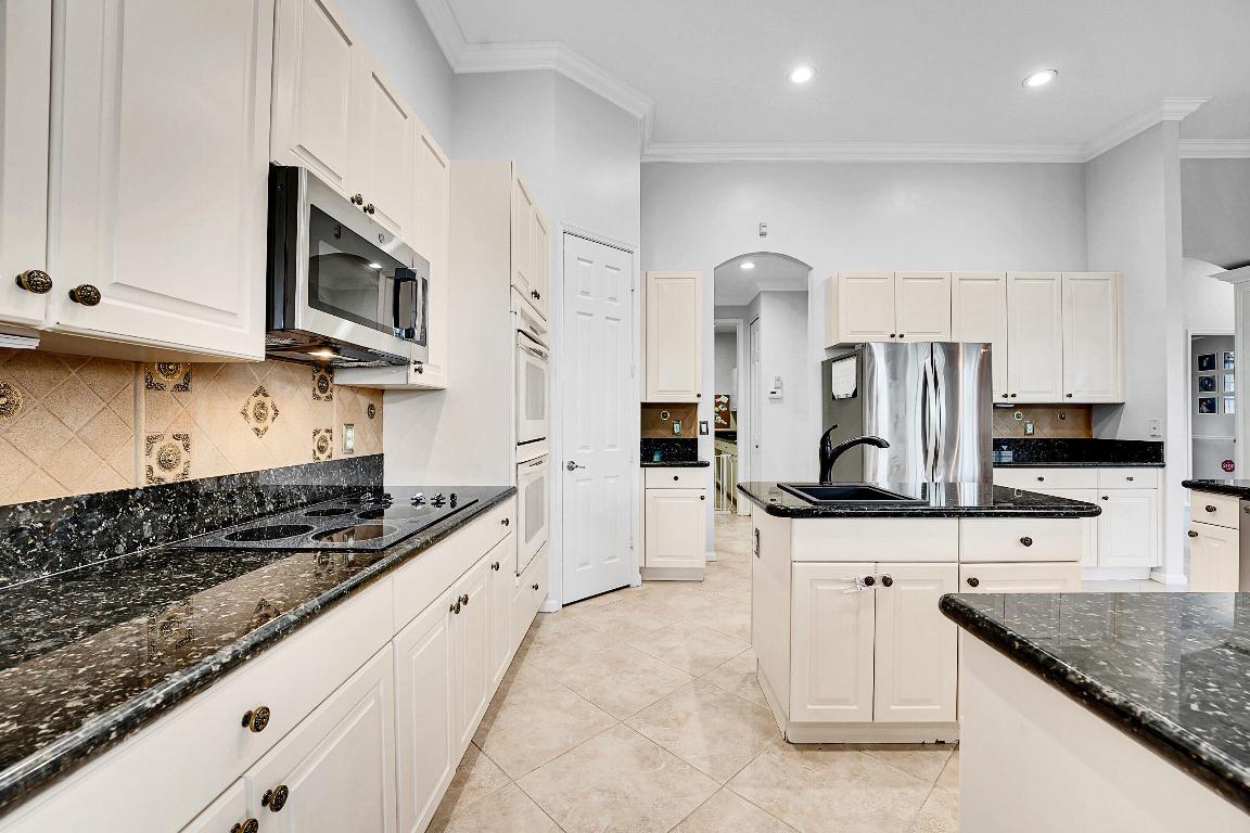 HAMMOCK CREEK ESTATES - Residential