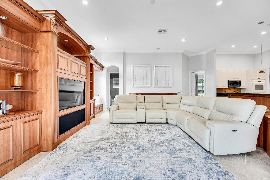 HAMMOCK CREEK ESTATES - Residential