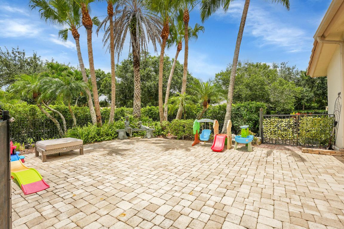 HAMMOCK CREEK ESTATES - Residential