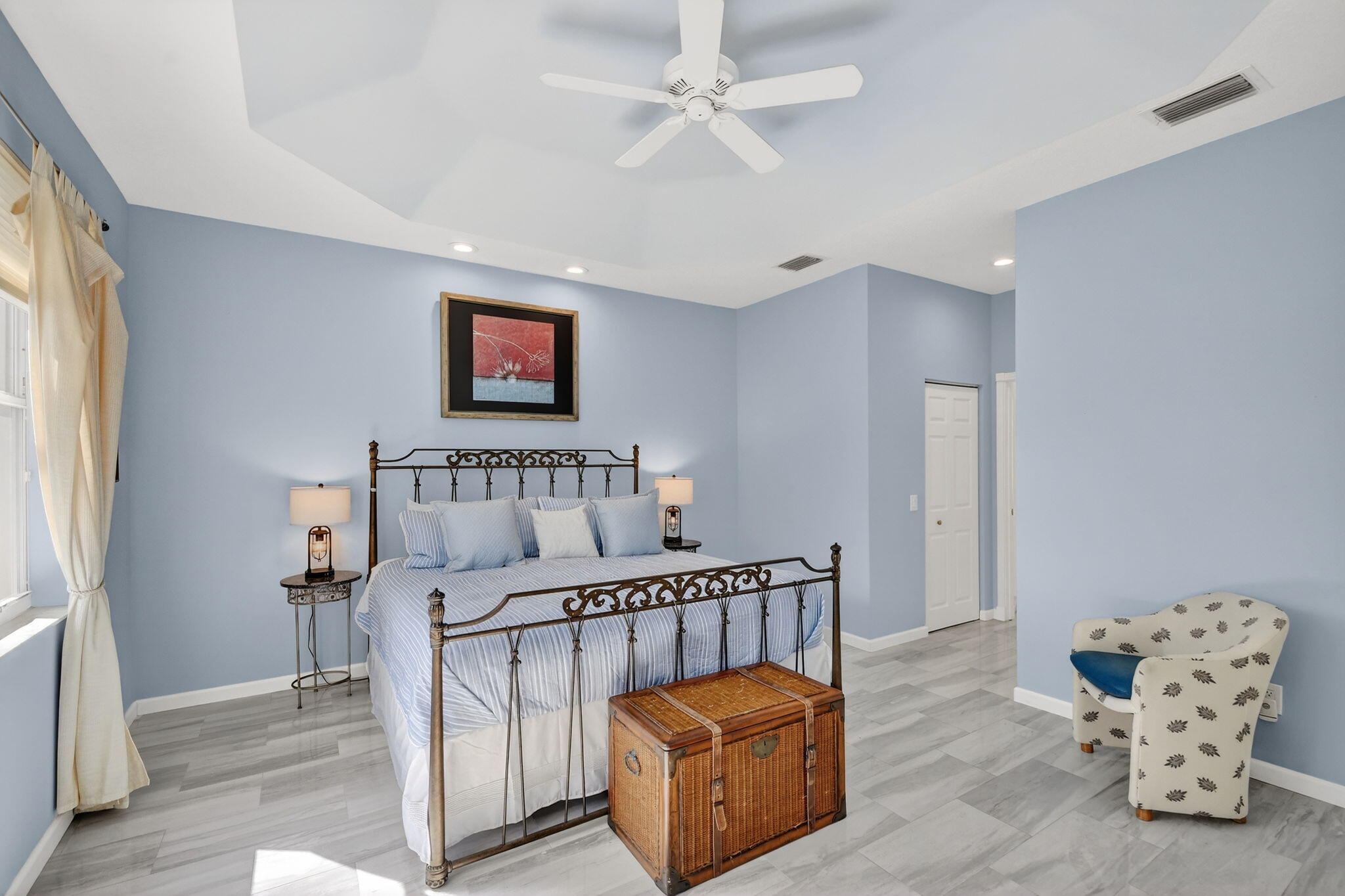 VALENCIA FALLS - Residential