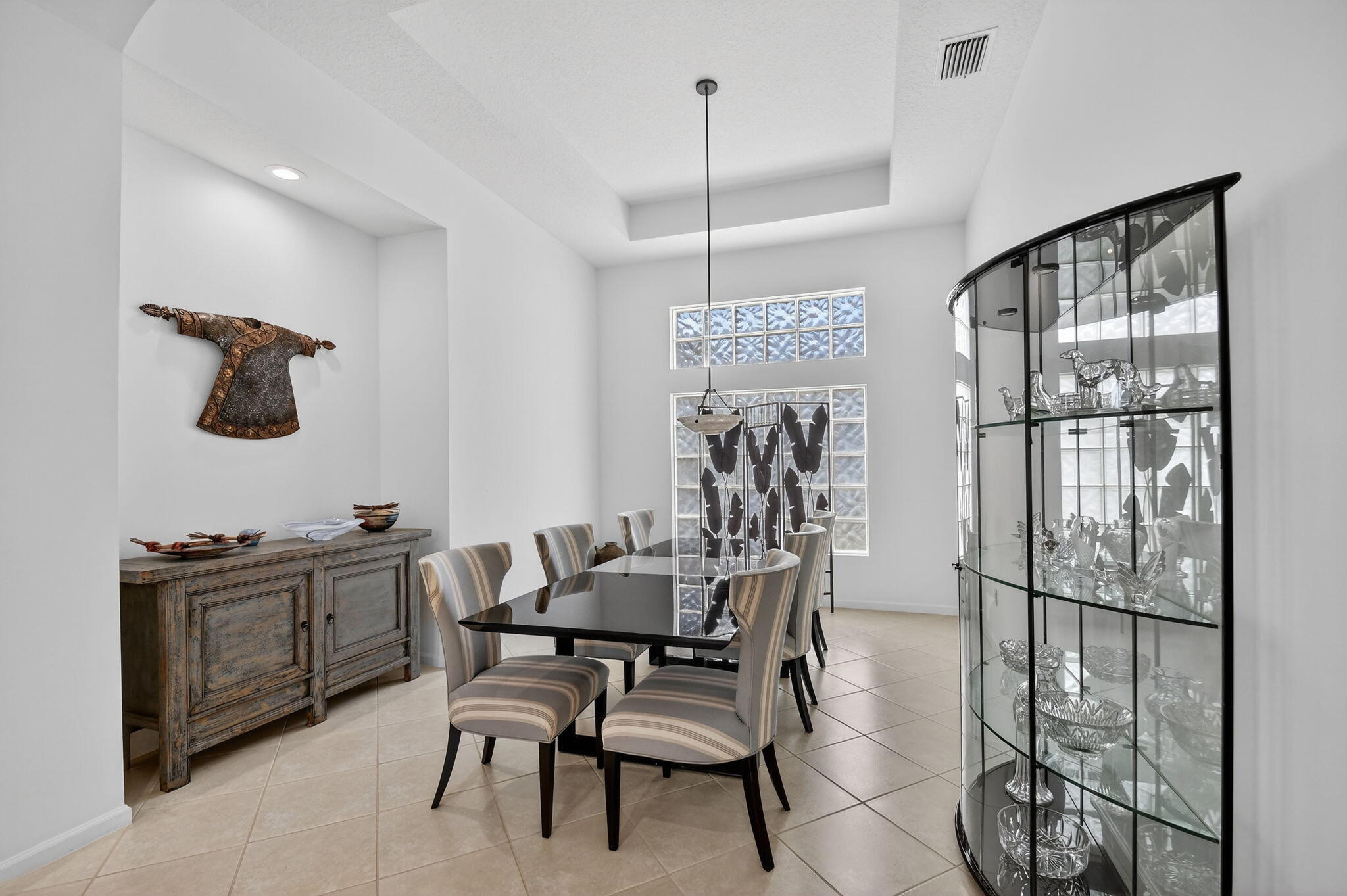 VALENCIA FALLS - Residential