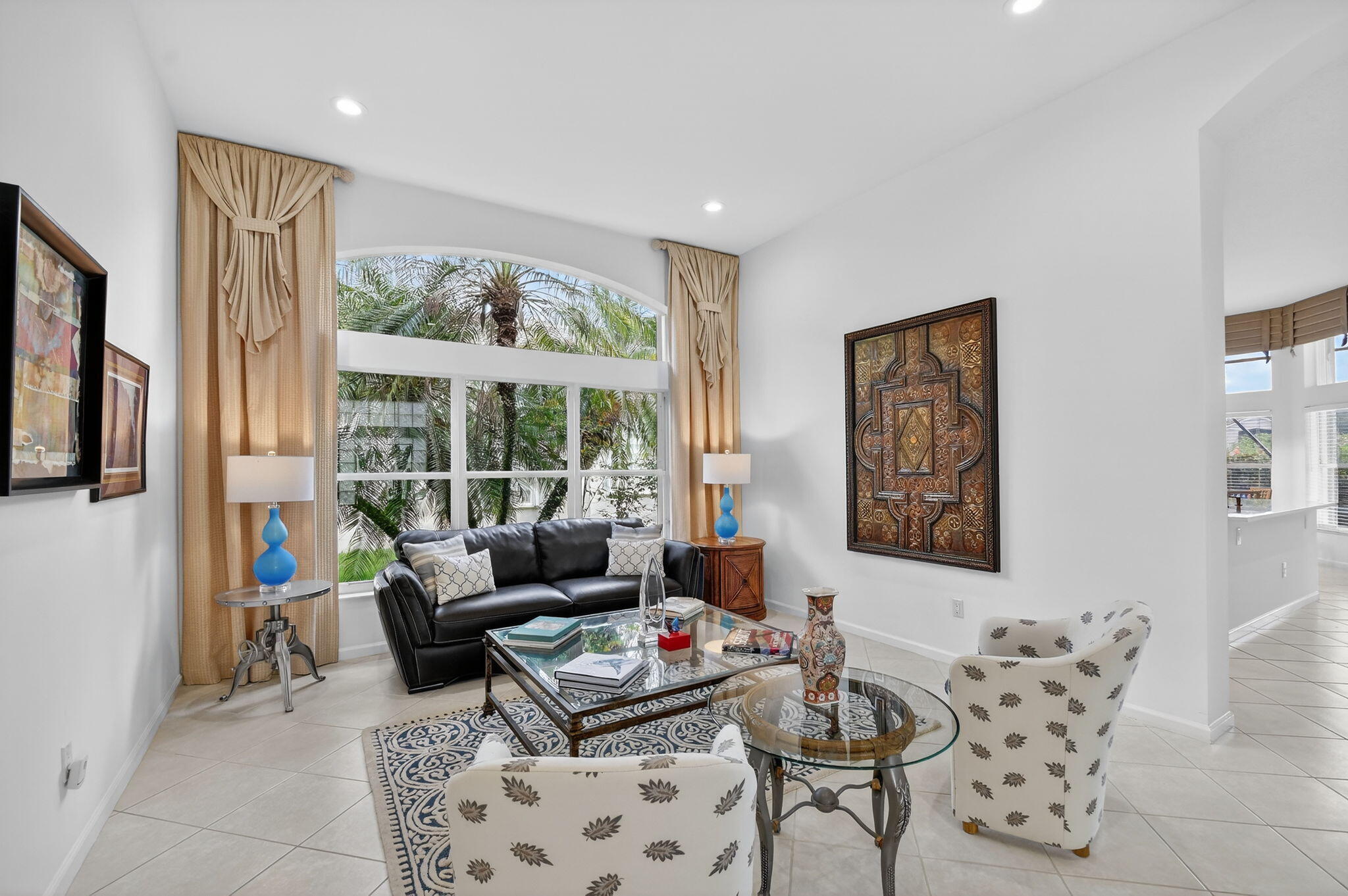 VALENCIA FALLS - Residential