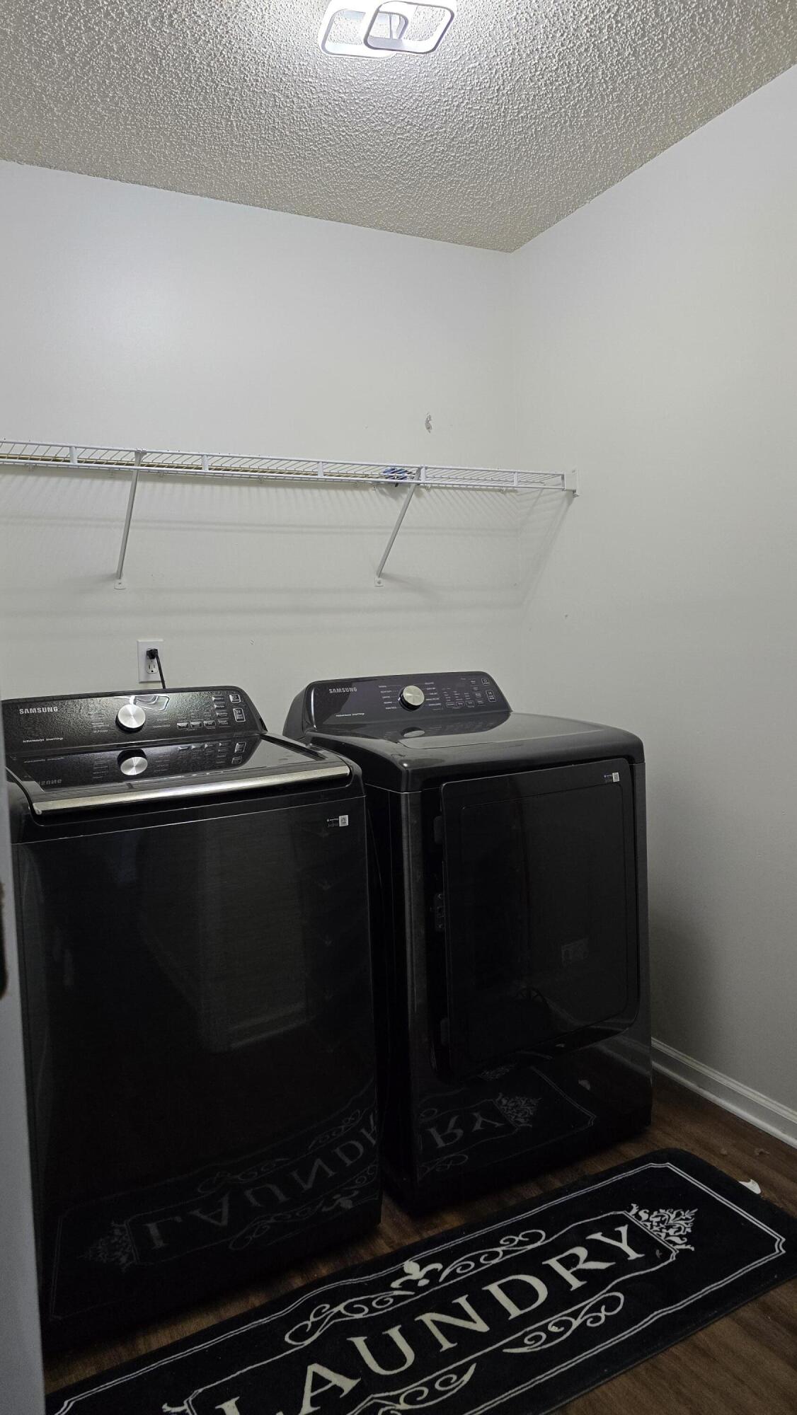 GENTLE WOODS - Residential