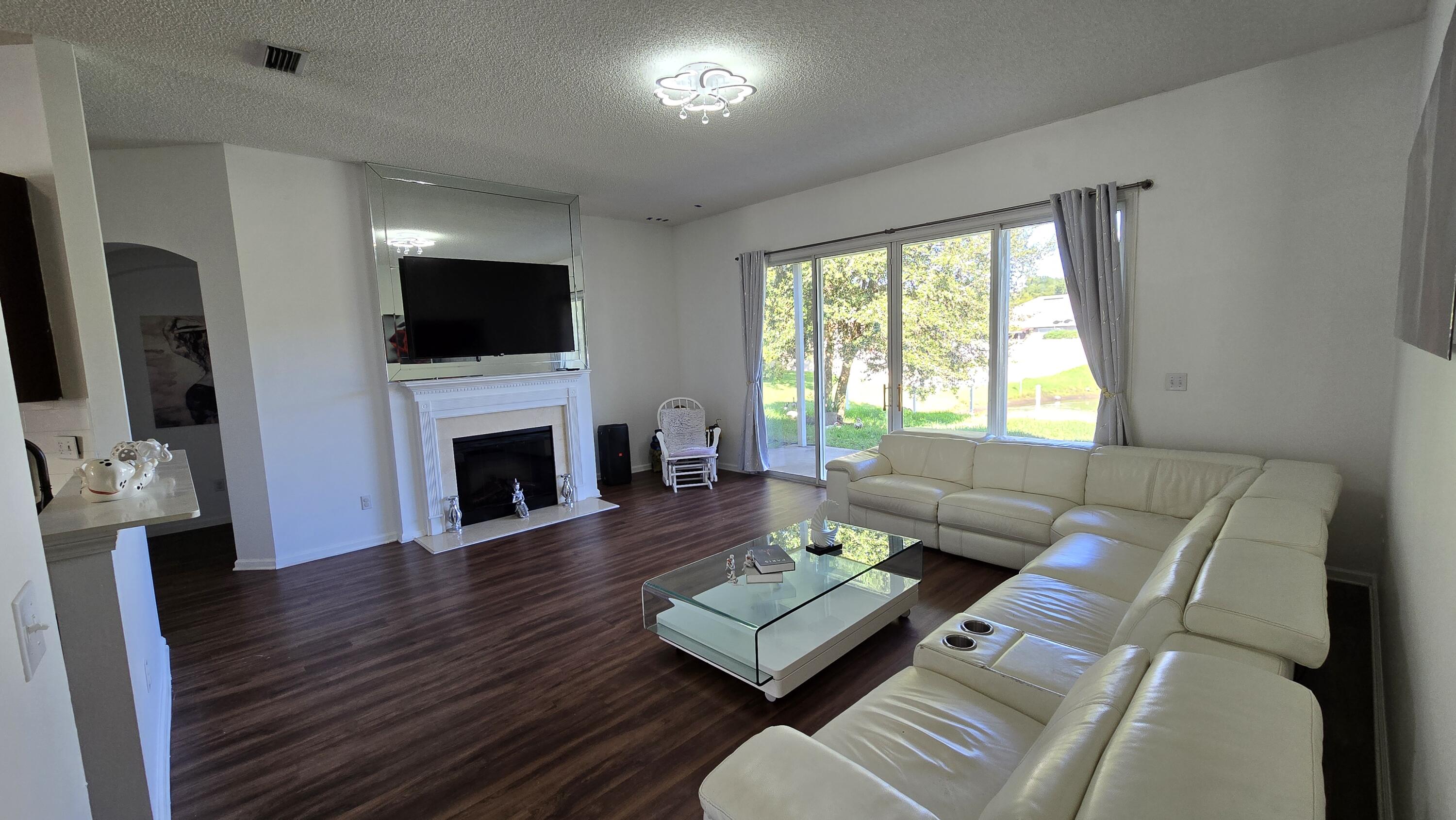 GENTLE WOODS - Residential