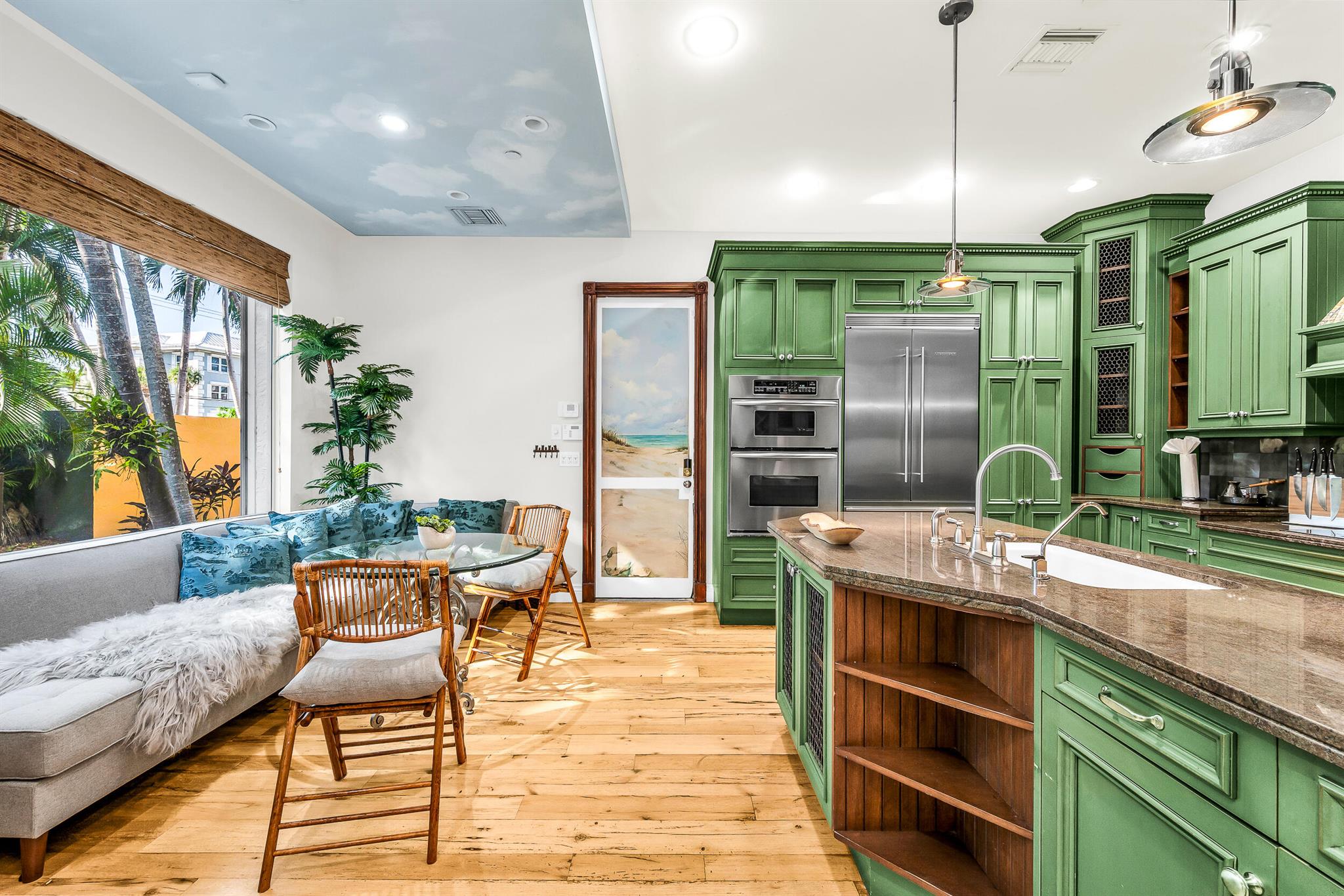 2115 S Ocean Boulevard 1