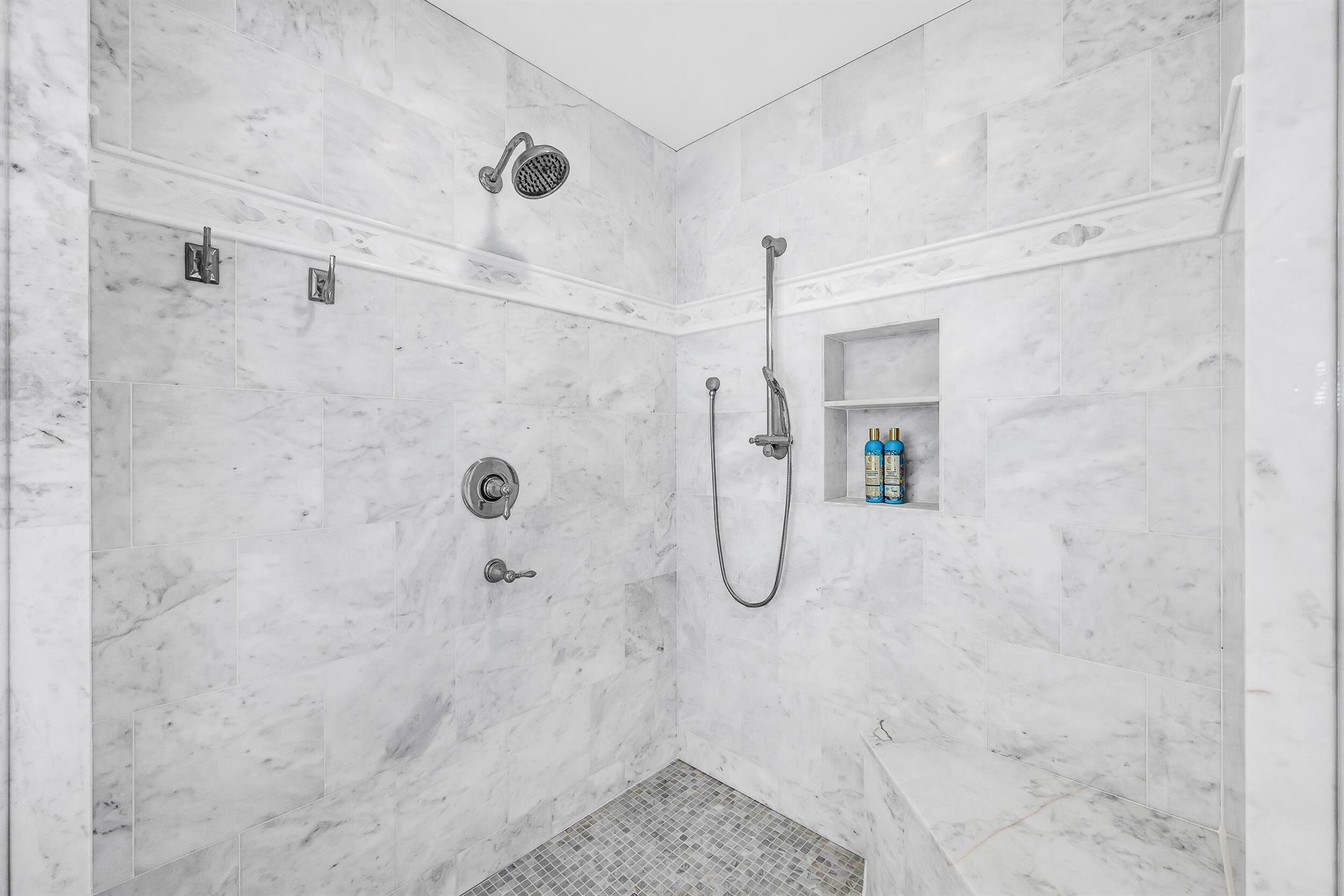 VILLAS OF OCEAN CREST - Residential