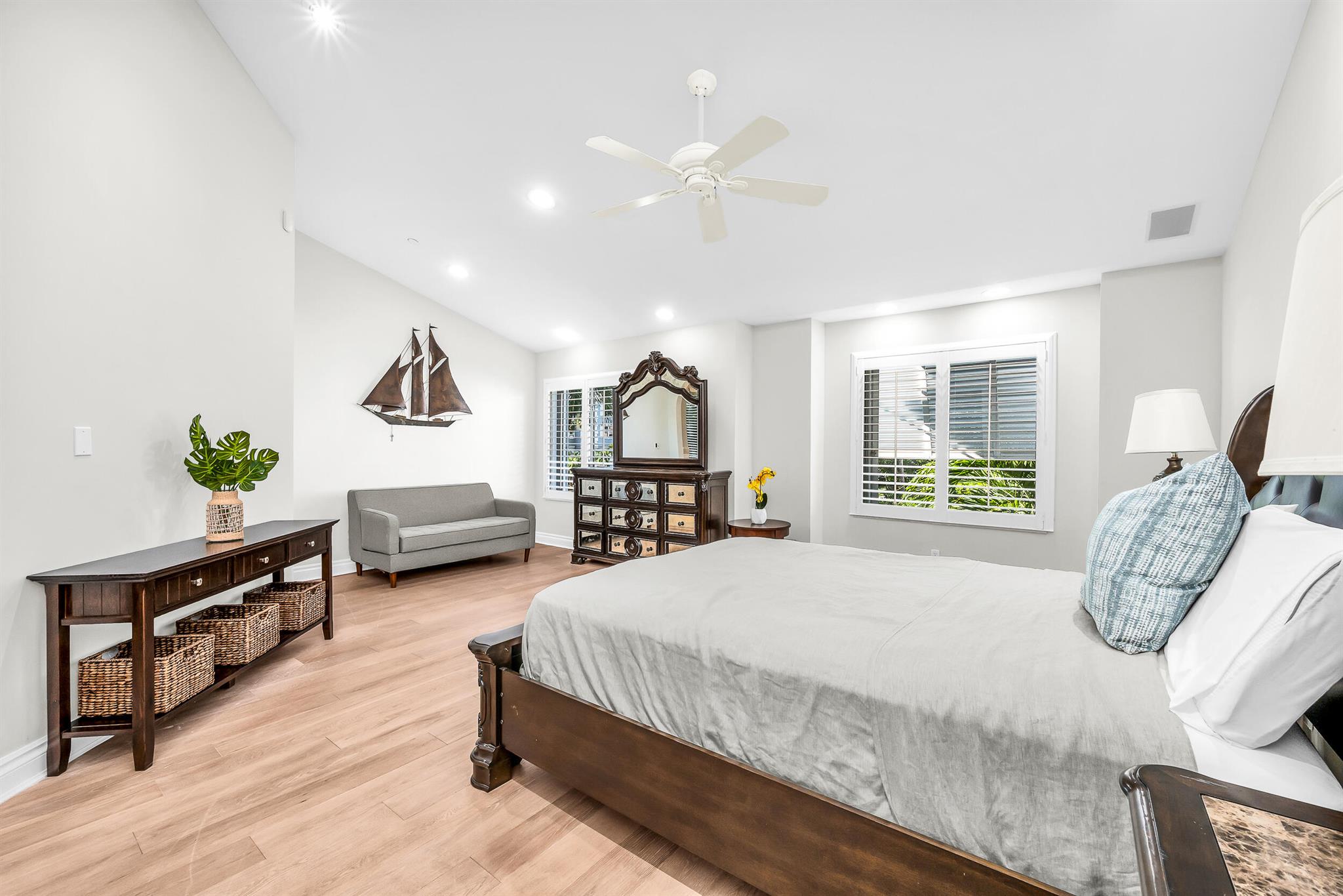 VILLAS OF OCEAN CREST - Residential