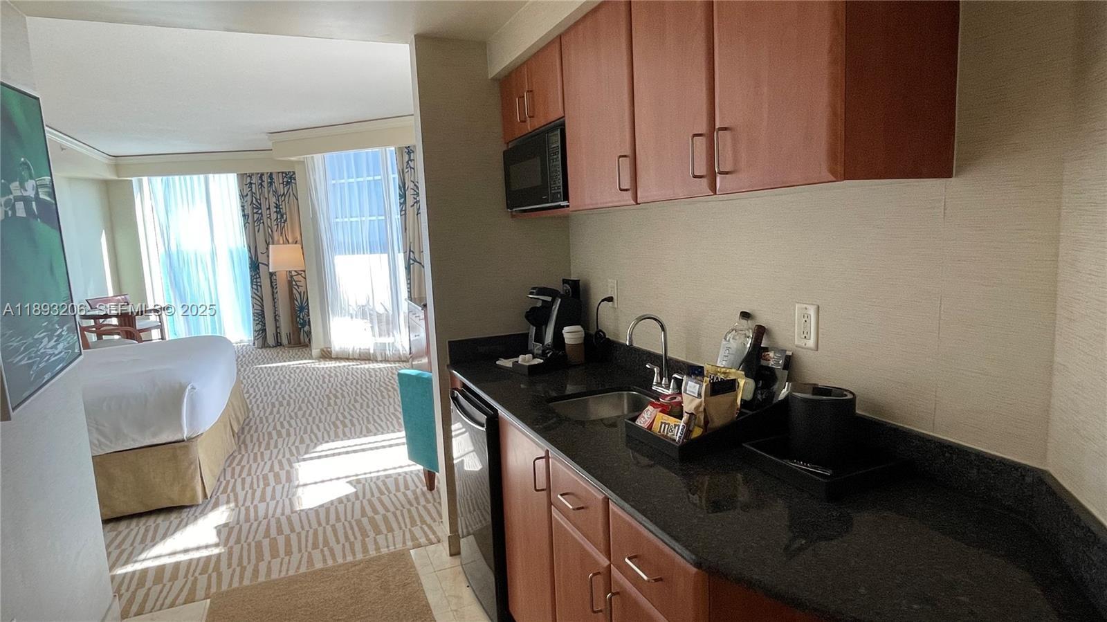 TRUMP INTERNATIONAL SONESTA - Residential