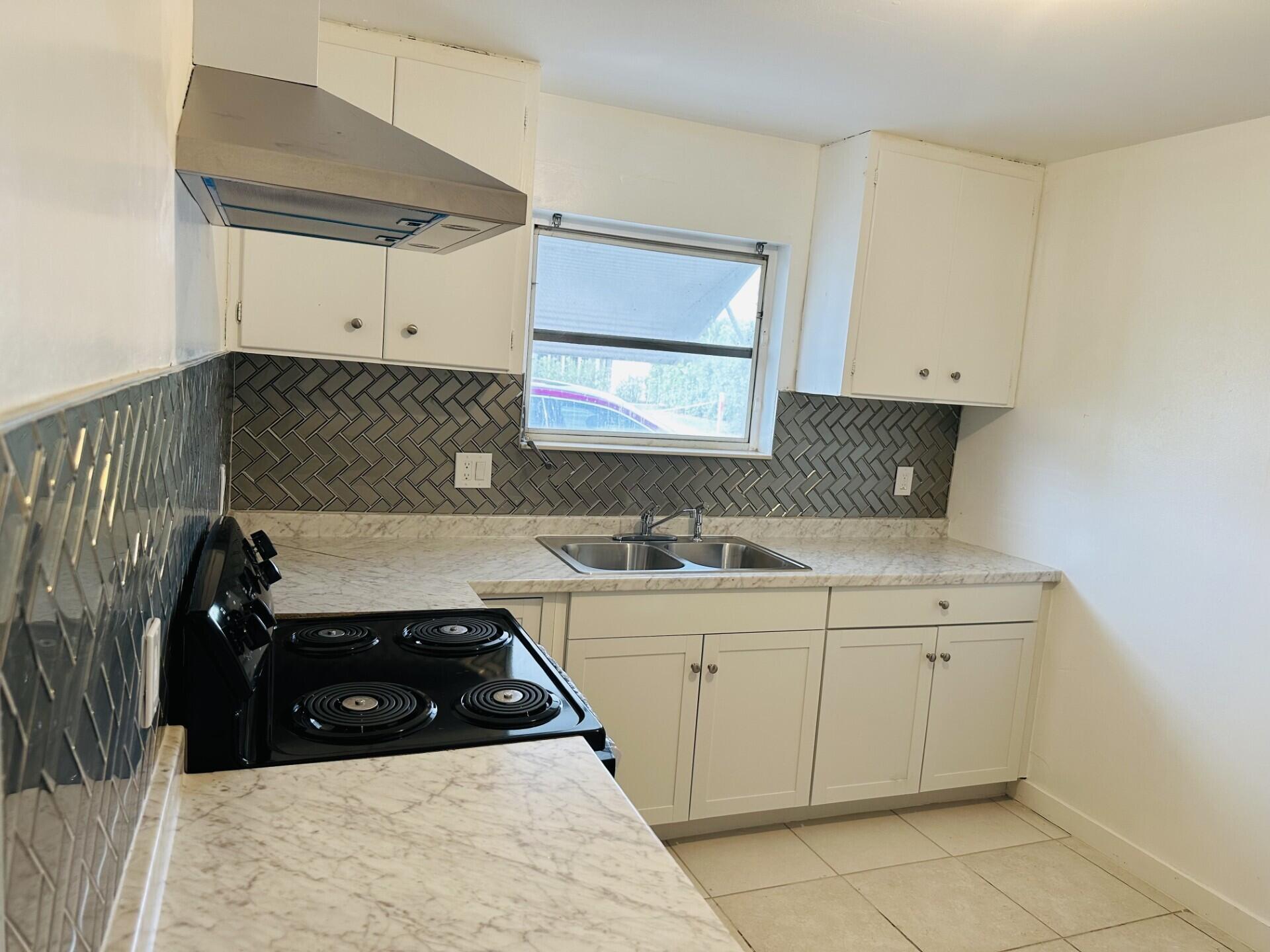 1330 N J Terrace A