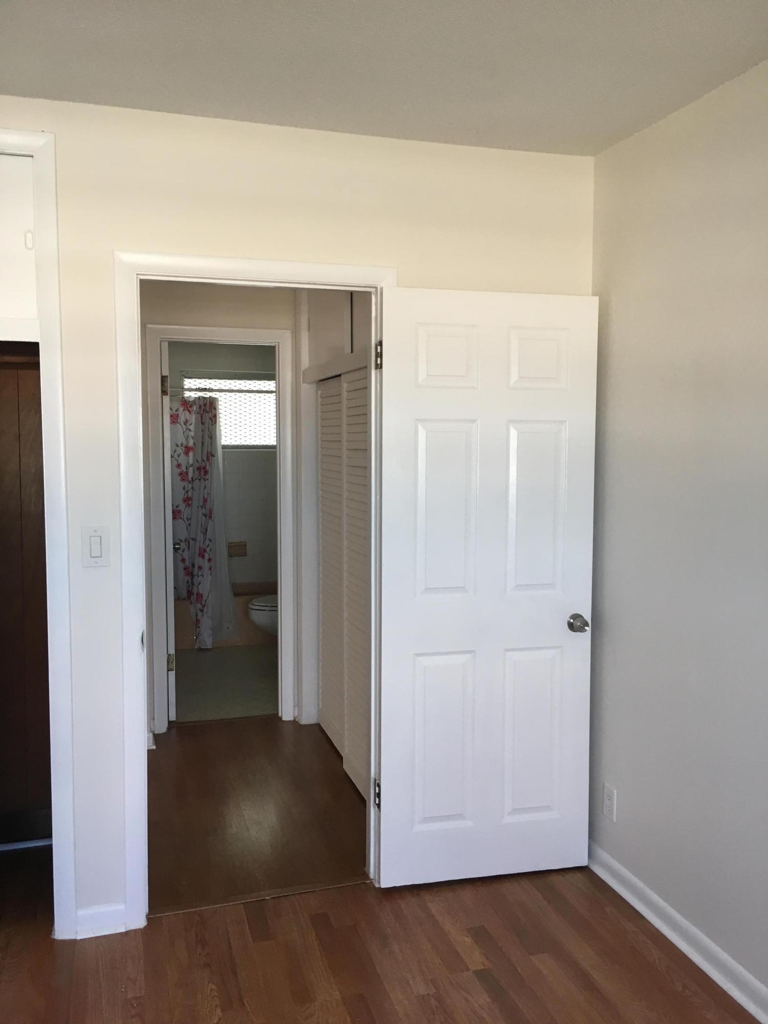 CRYSTAL LAKE - Residential Lease