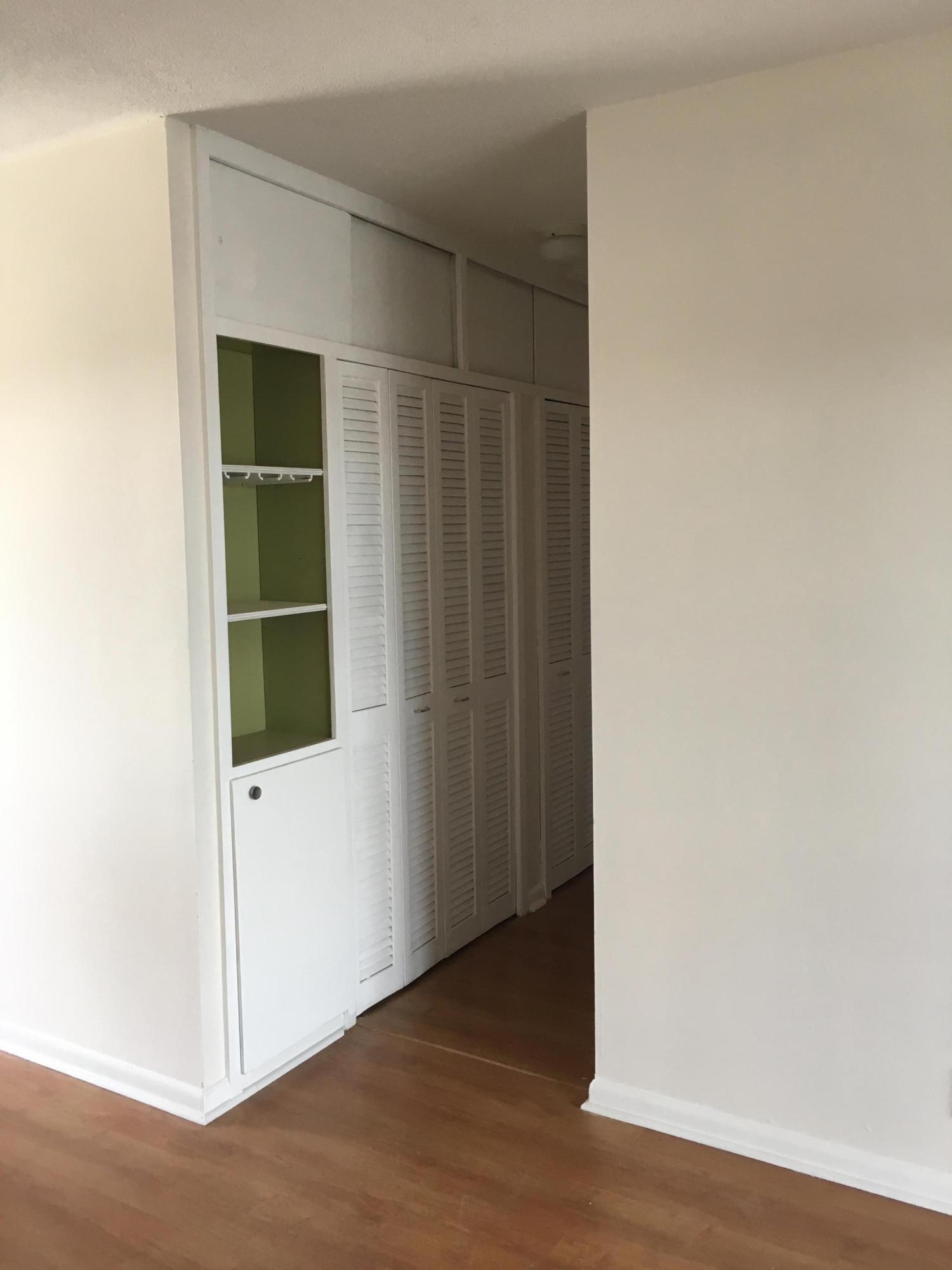 CRYSTAL LAKE - Residential Lease