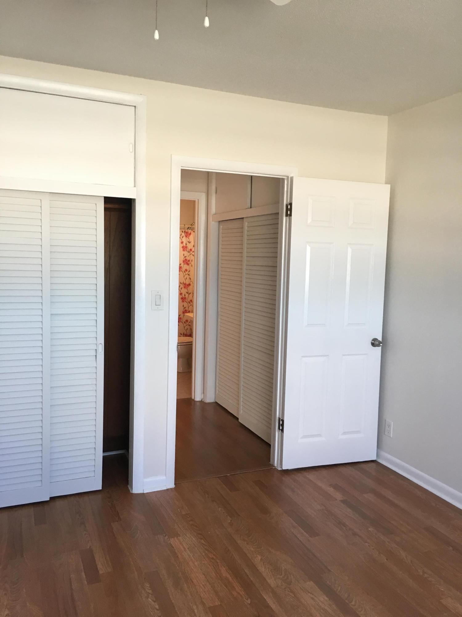 CRYSTAL LAKE - Residential Lease