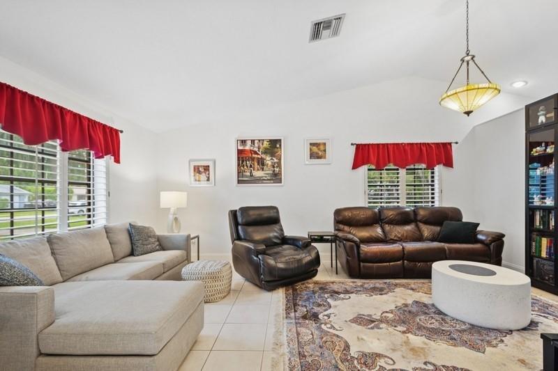 1301 SW 127th Ter