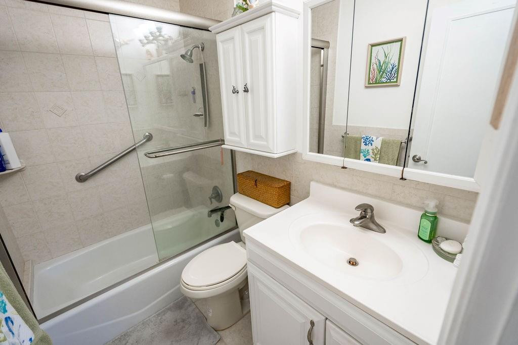 TARELTON MANOR APTS - Residential