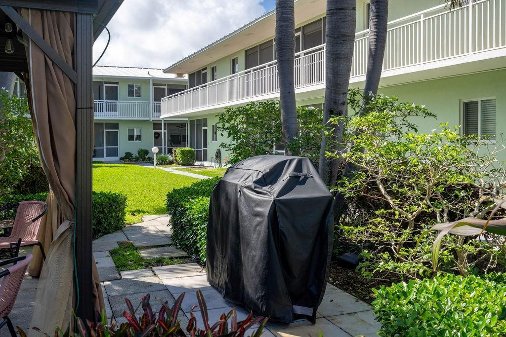 TARELTON MANOR APTS - Residential