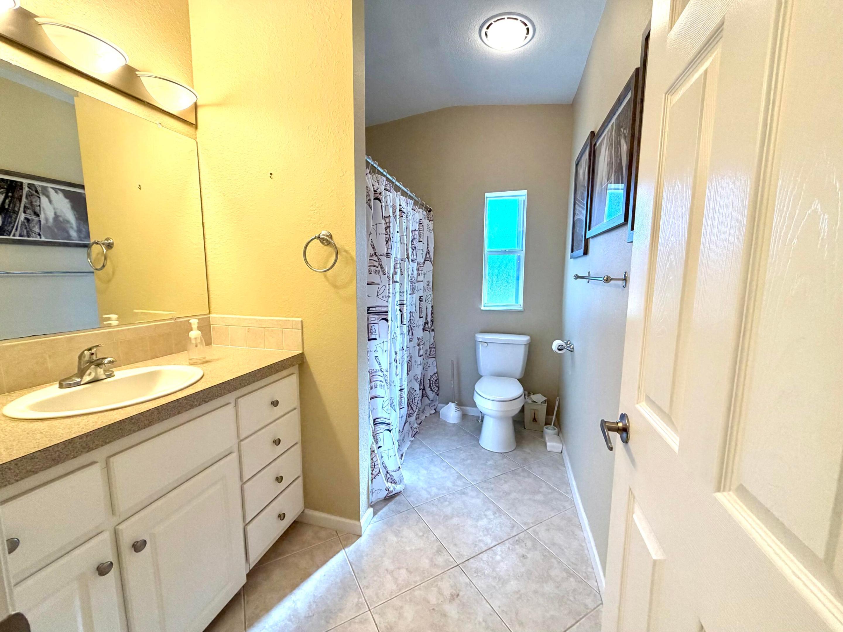 FAIRWAYS AT SAVANNA CLUB REPLAT NO 1 - Residential