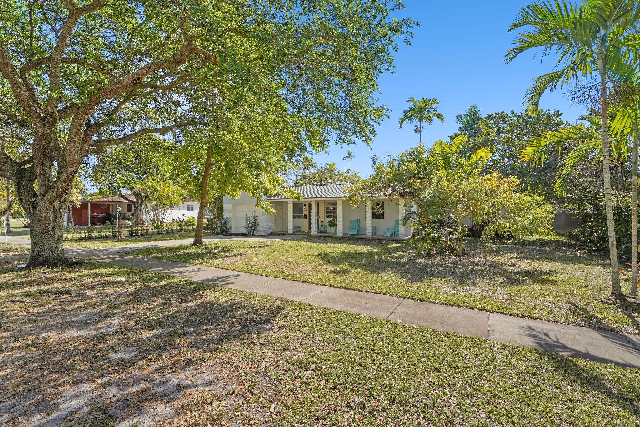 165 Sunset Way