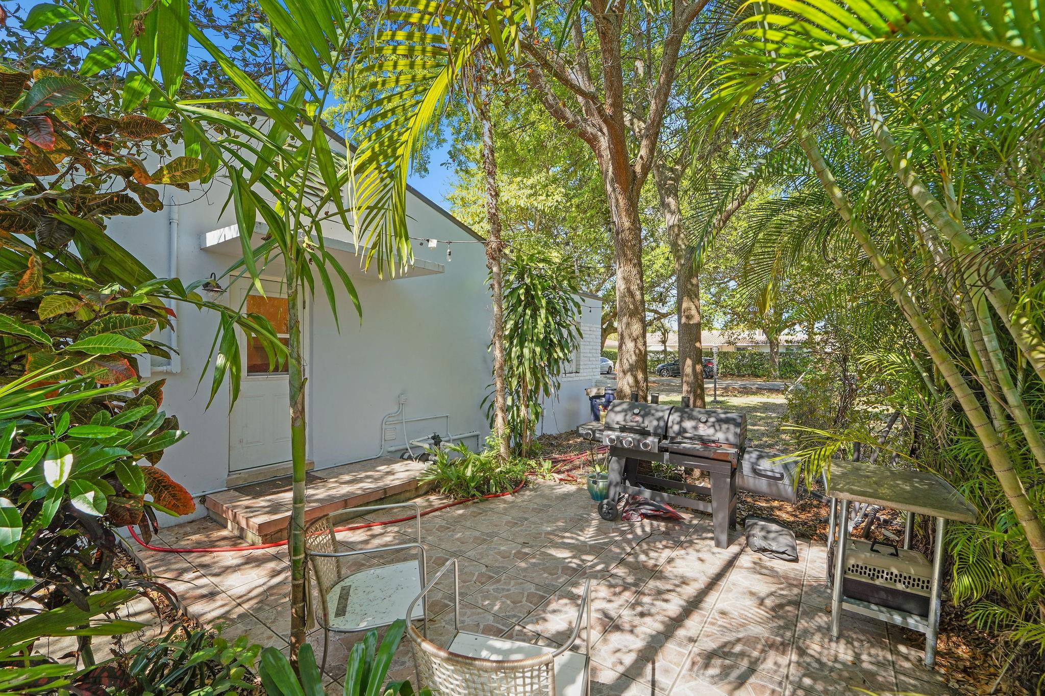 165 Sunset Way