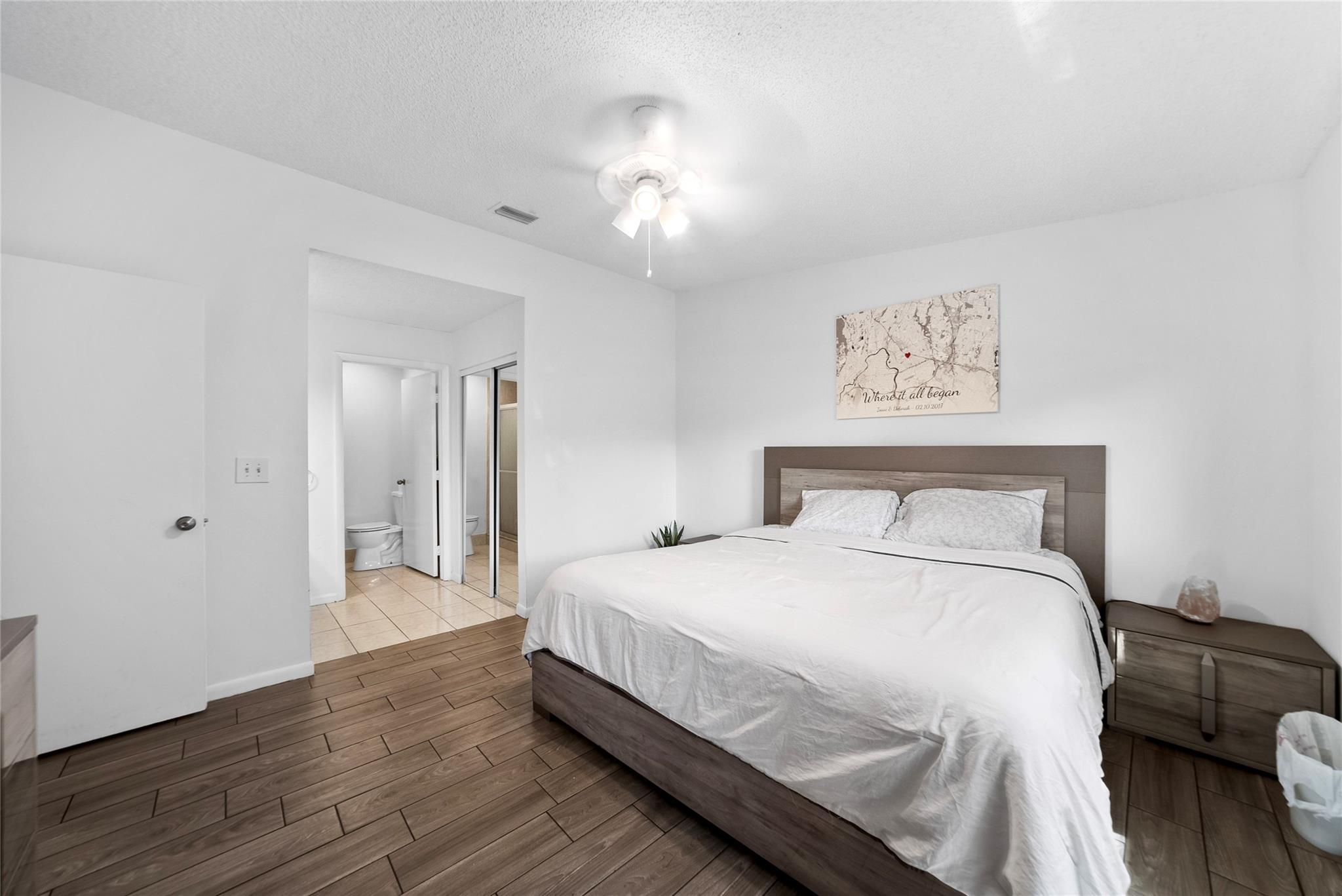 6825 Bridlewood Court
