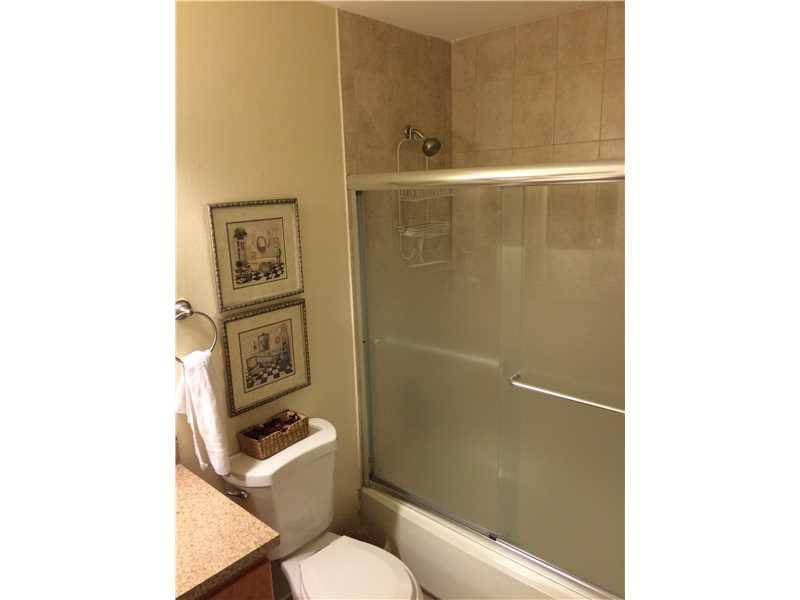 DEERWOOD PART 1 - Residential Lease