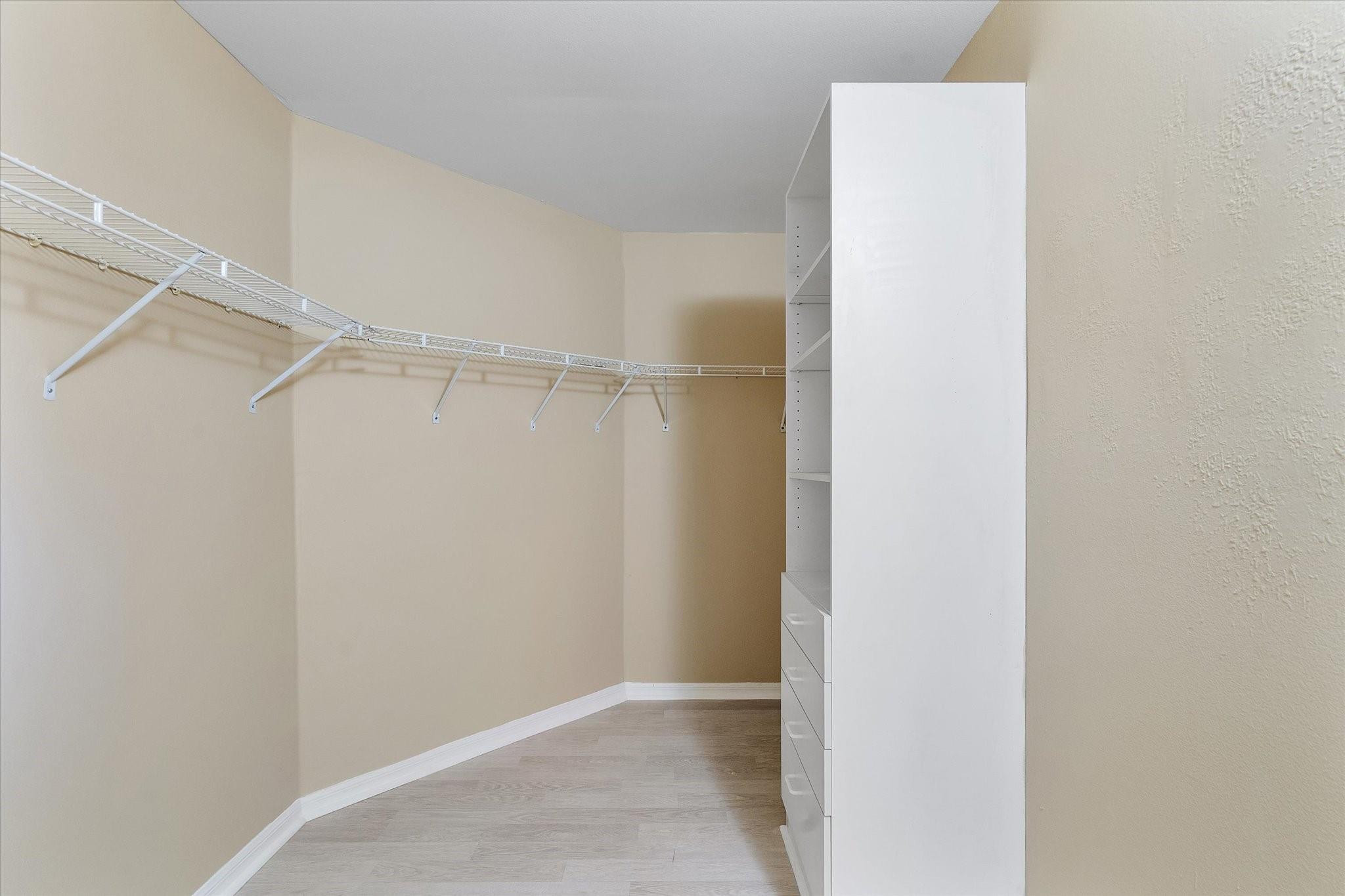 CHAPEL LAKE ESTATES - Residential Lease