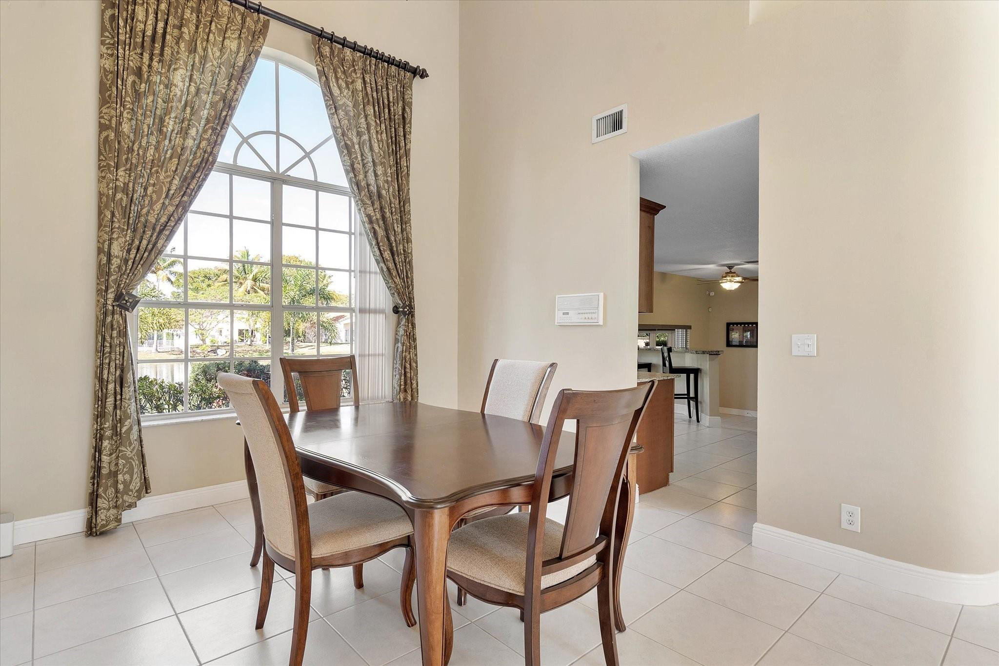 CHAPEL LAKE ESTATES - Residential Lease