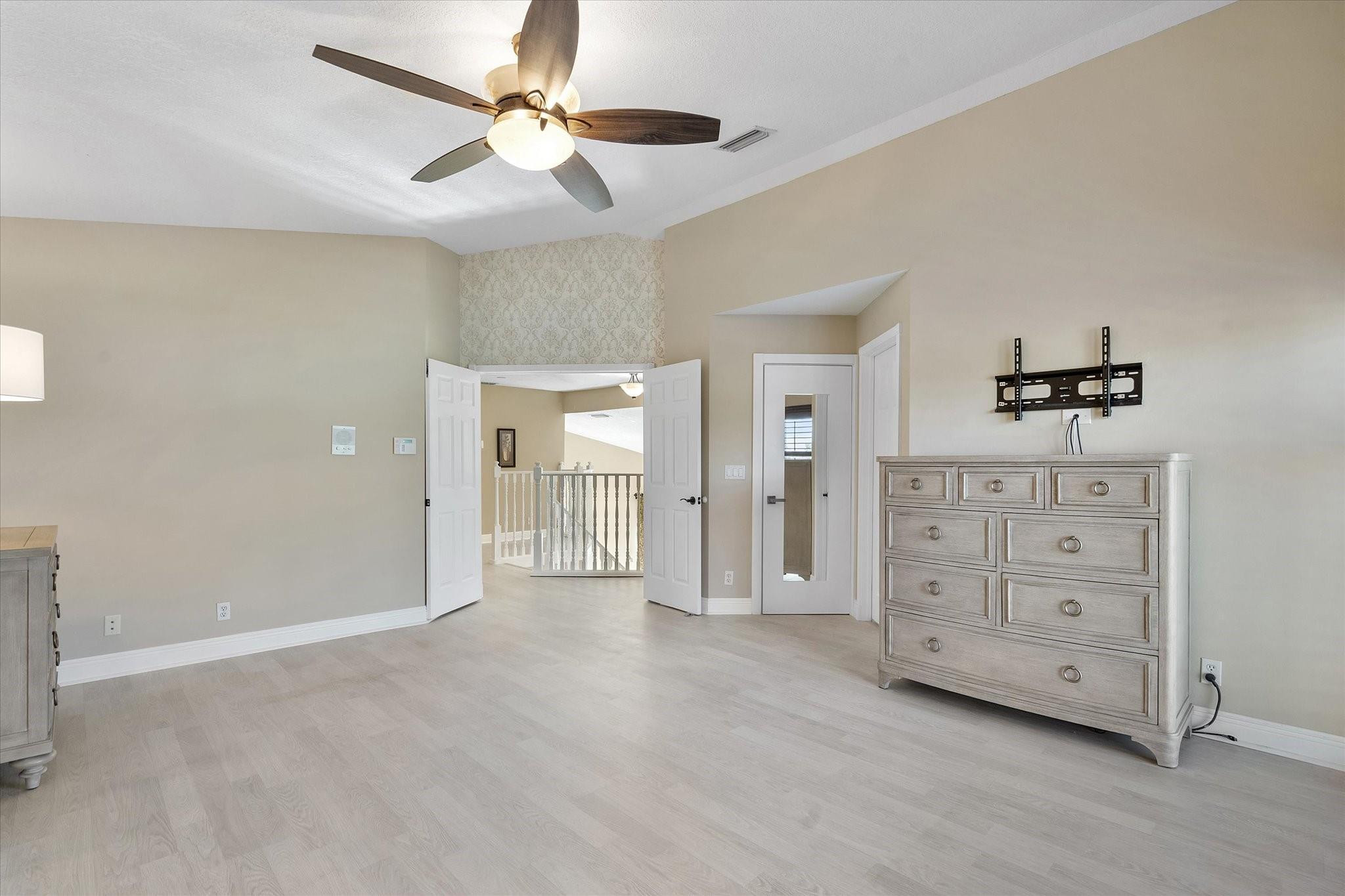 CHAPEL LAKE ESTATES - Residential Lease