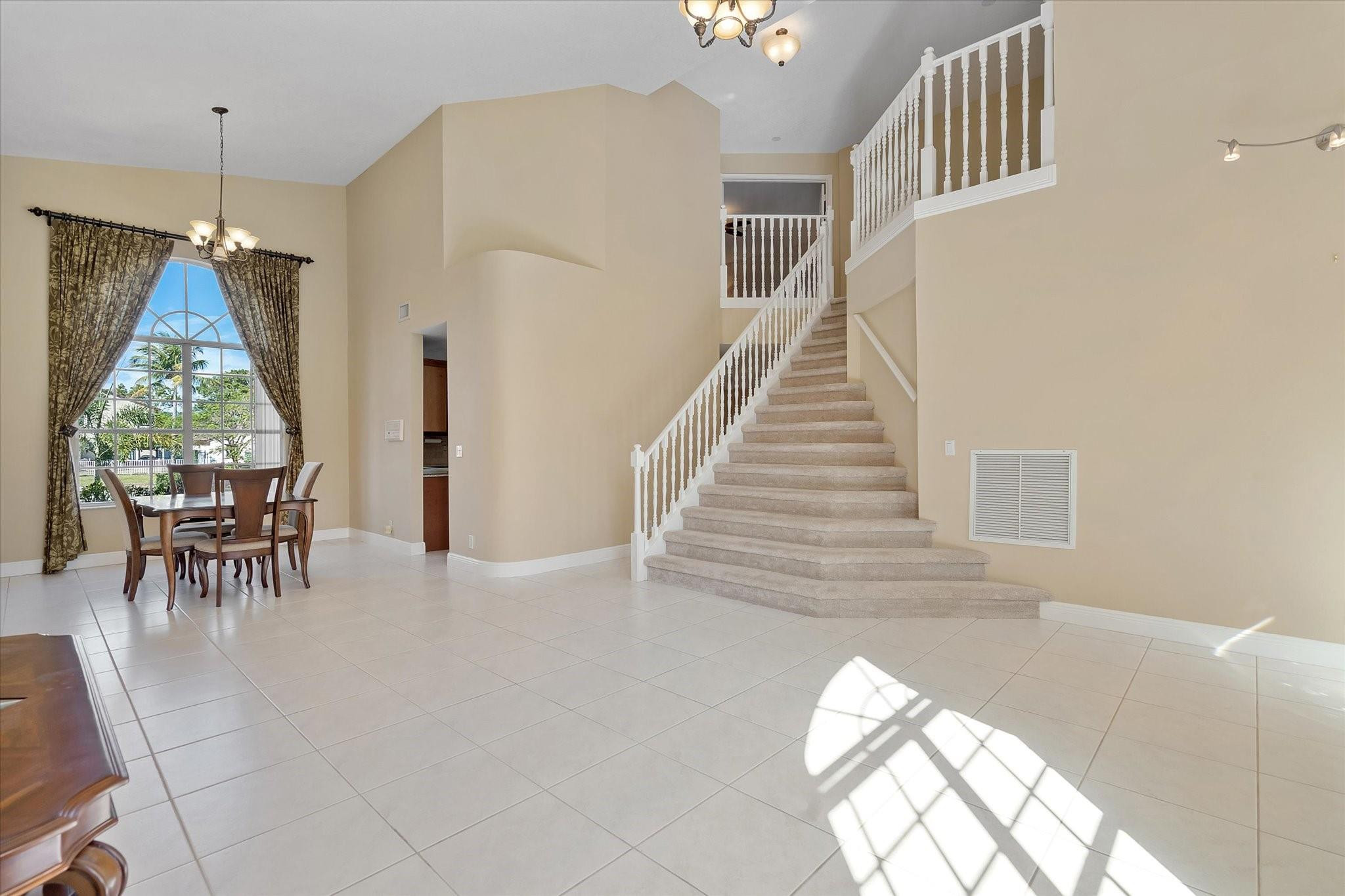 CHAPEL LAKE ESTATES - Residential Lease