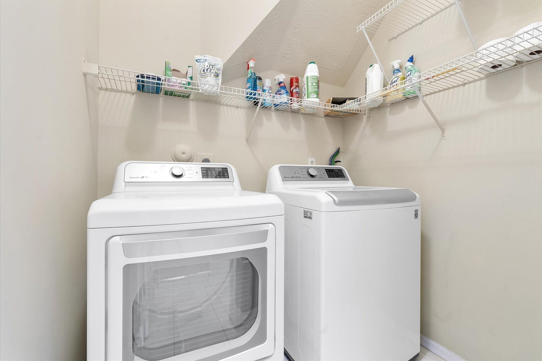 CHAPEL LAKE ESTATES - Residential Lease