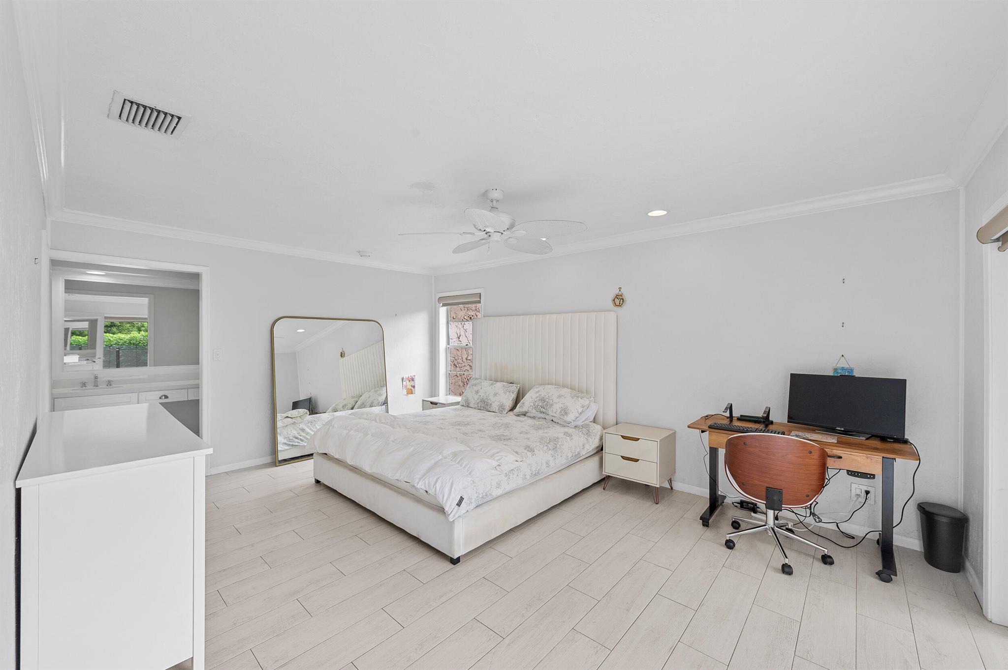 VISTA VERDE SEC 1 OF VIA - Residential