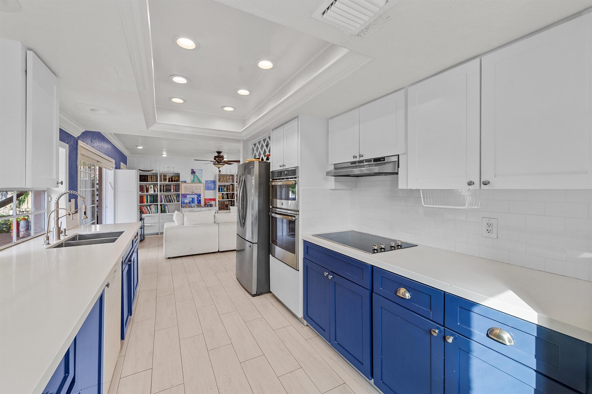 VISTA VERDE SEC 1 OF VIA - Residential