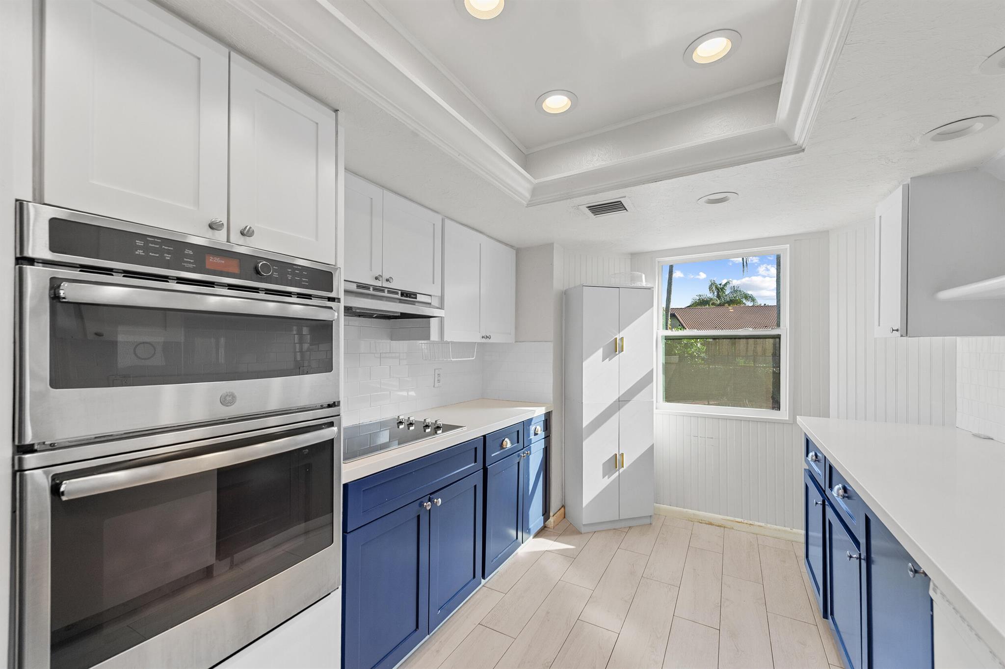 VISTA VERDE SEC 1 OF VIA - Residential