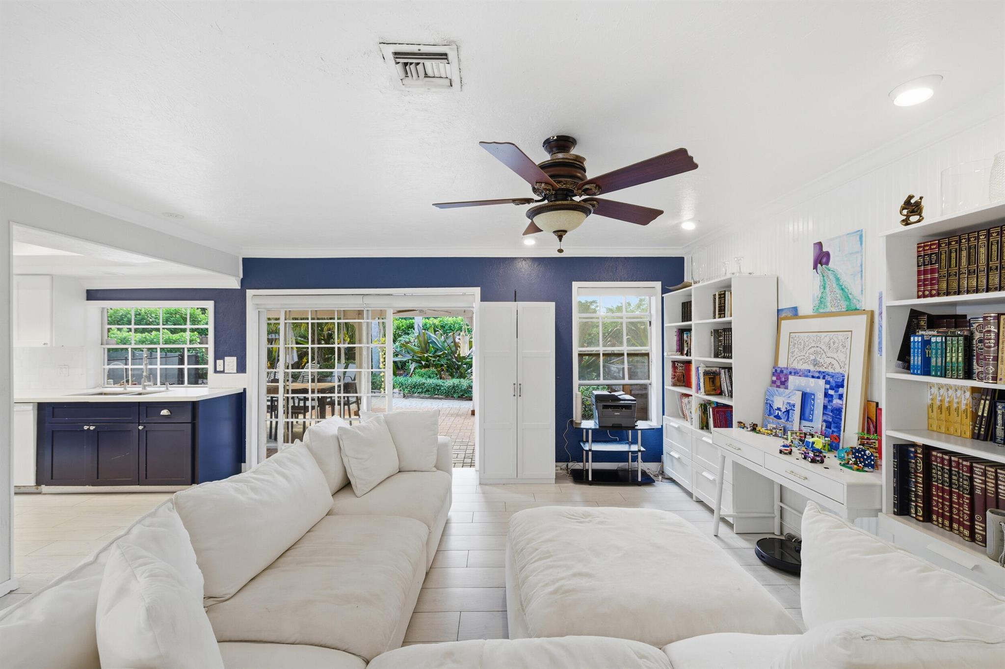 VISTA VERDE SEC 1 OF VIA - Residential