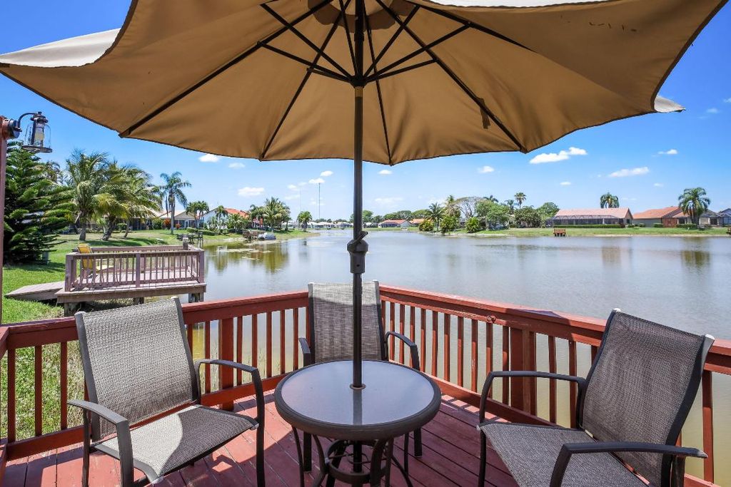 Photo of 8366 Bonita Isle Drive, Lake Worth, FL 33467 (MLS # R10985910)