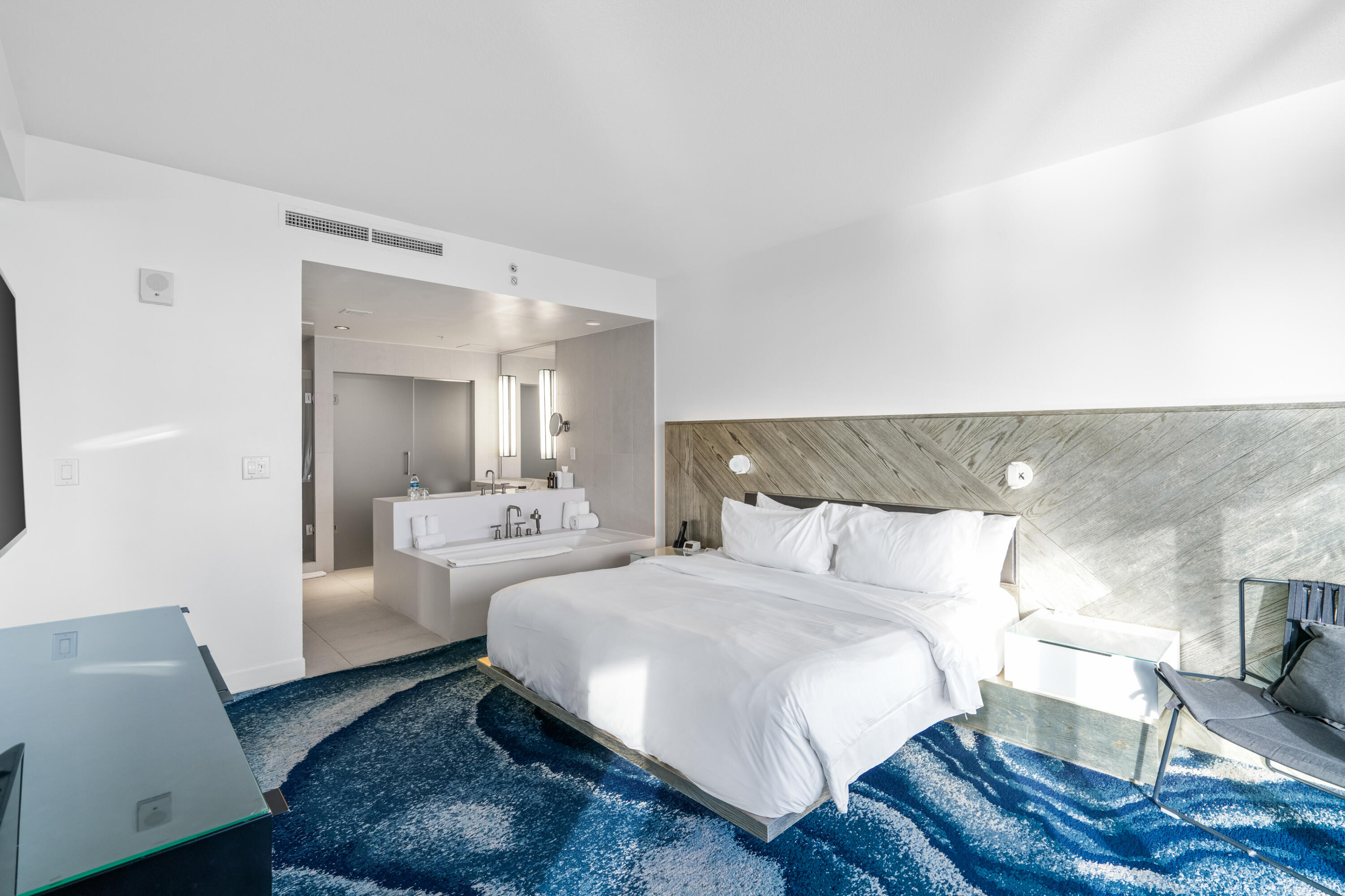 FORT LAUDERDALE RESIDENCES CONDO - Residential